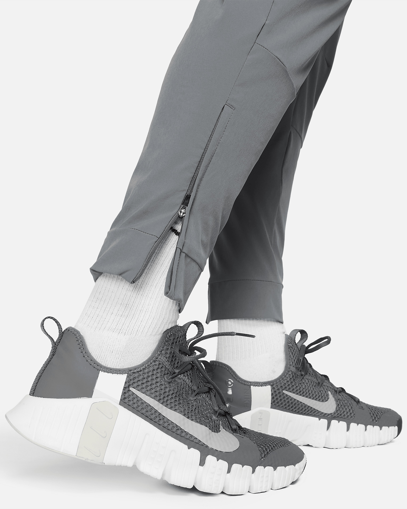 Nike Unlimited Men's Dri-FIT Zippered Cuff Versatile Pants - 5