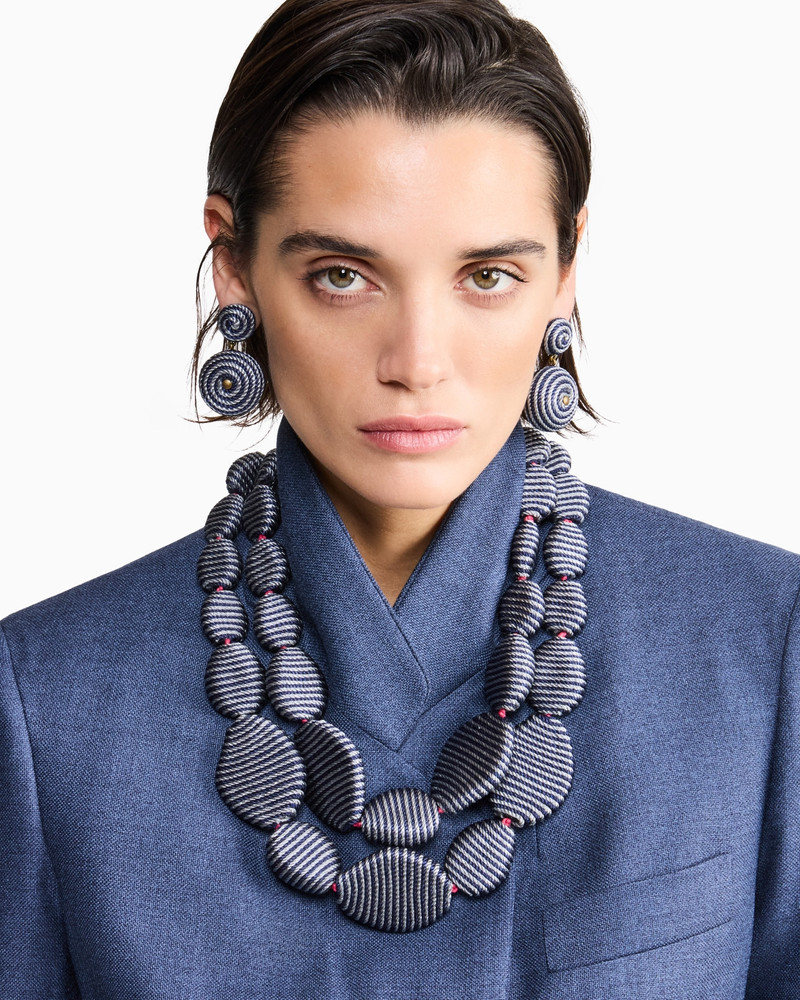 FABRIC CHOKER NECKLACE WITH CIRCULAR ELEMENTS 3