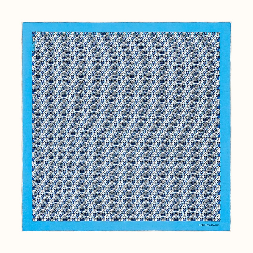 Ours au Cinema pocket square 45 - 1