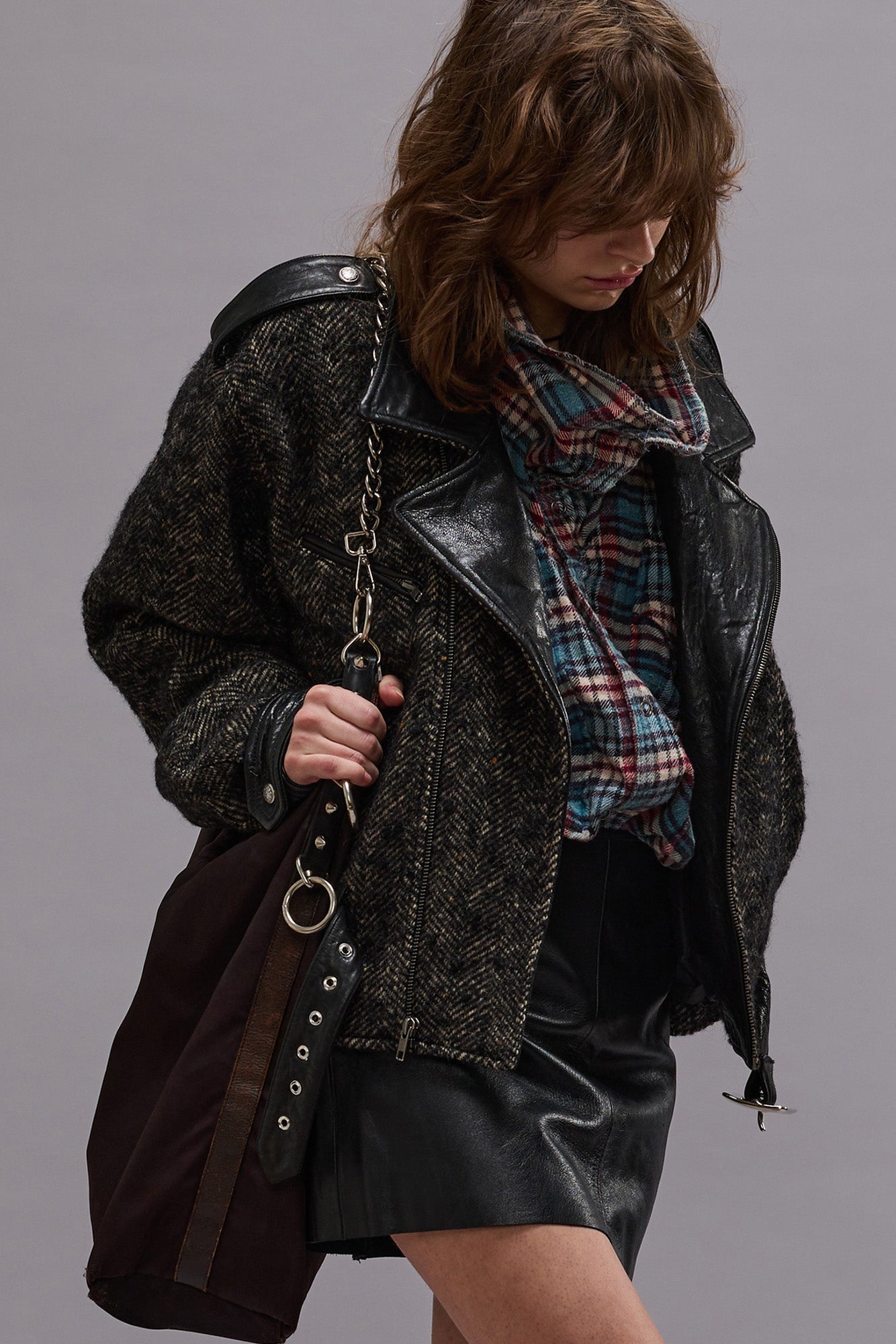 EXAGGERATED SHOULDER MOTORCYCLE JACKET WITH CUFFS - BLACK HERRINGBONE - R13 - 2