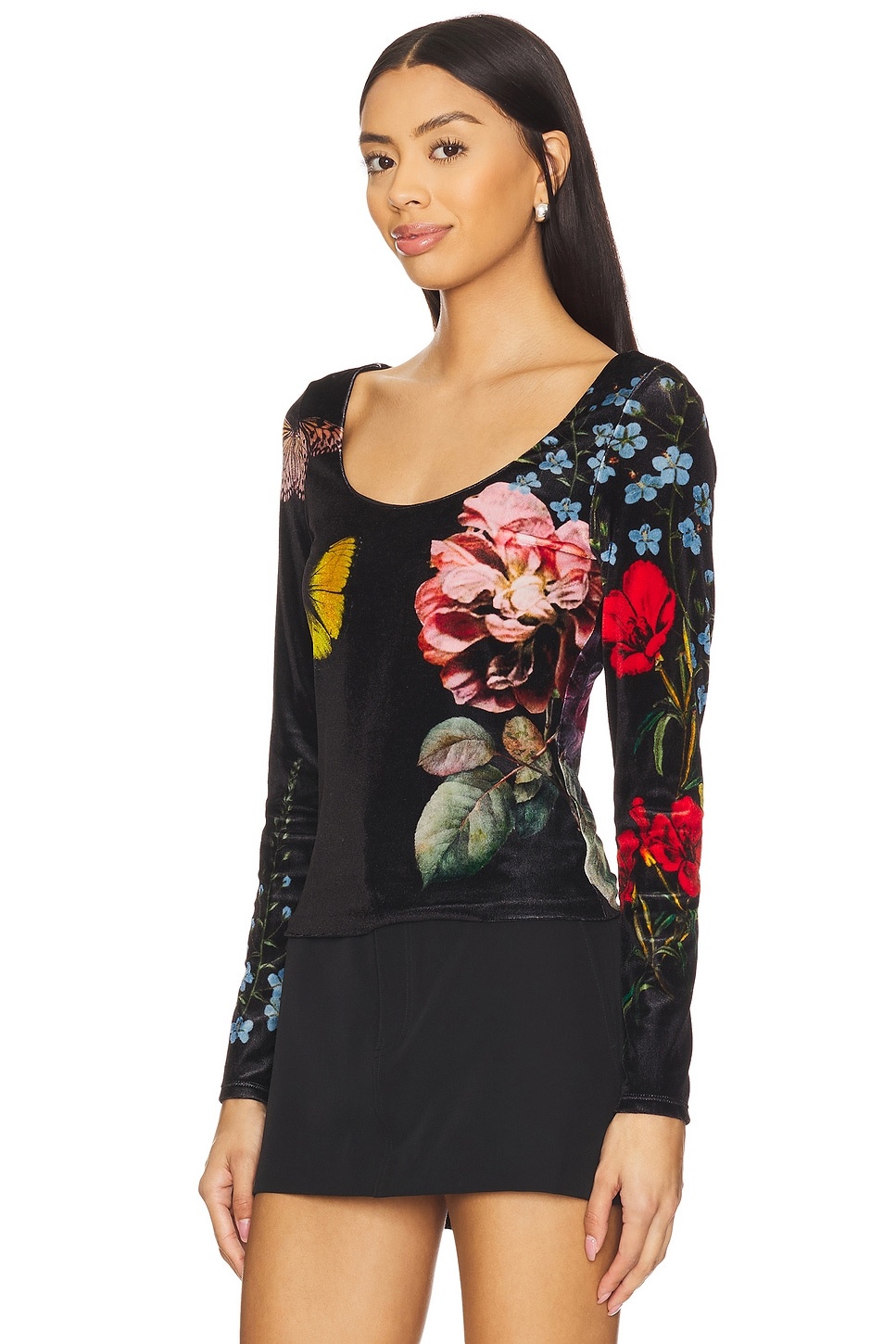 Delaina Scoop Neck Longsleeve Top in - 3