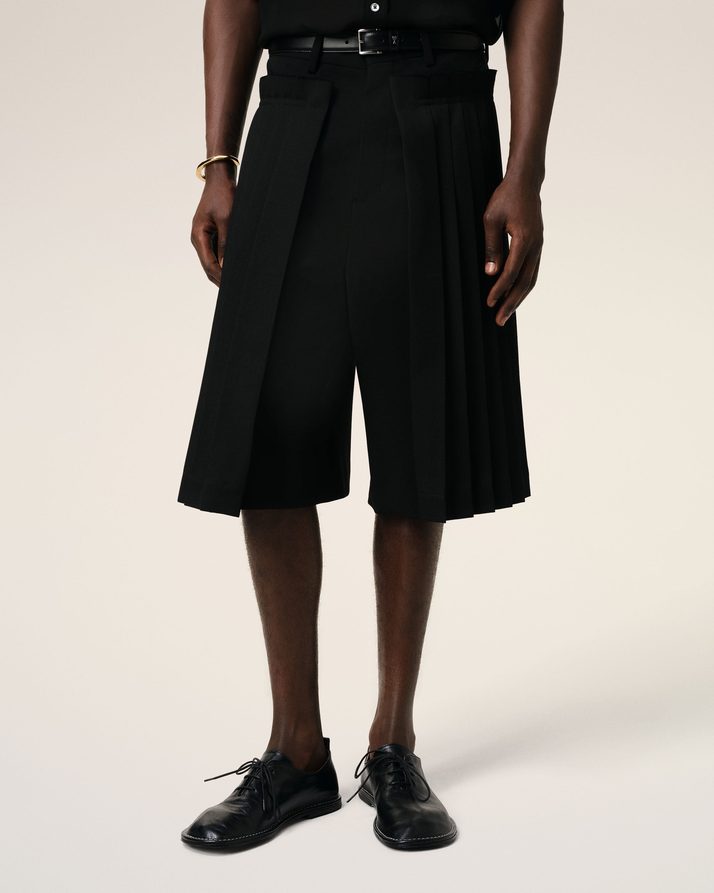 BLACK LEATHER ONE CUT SHOES - 2