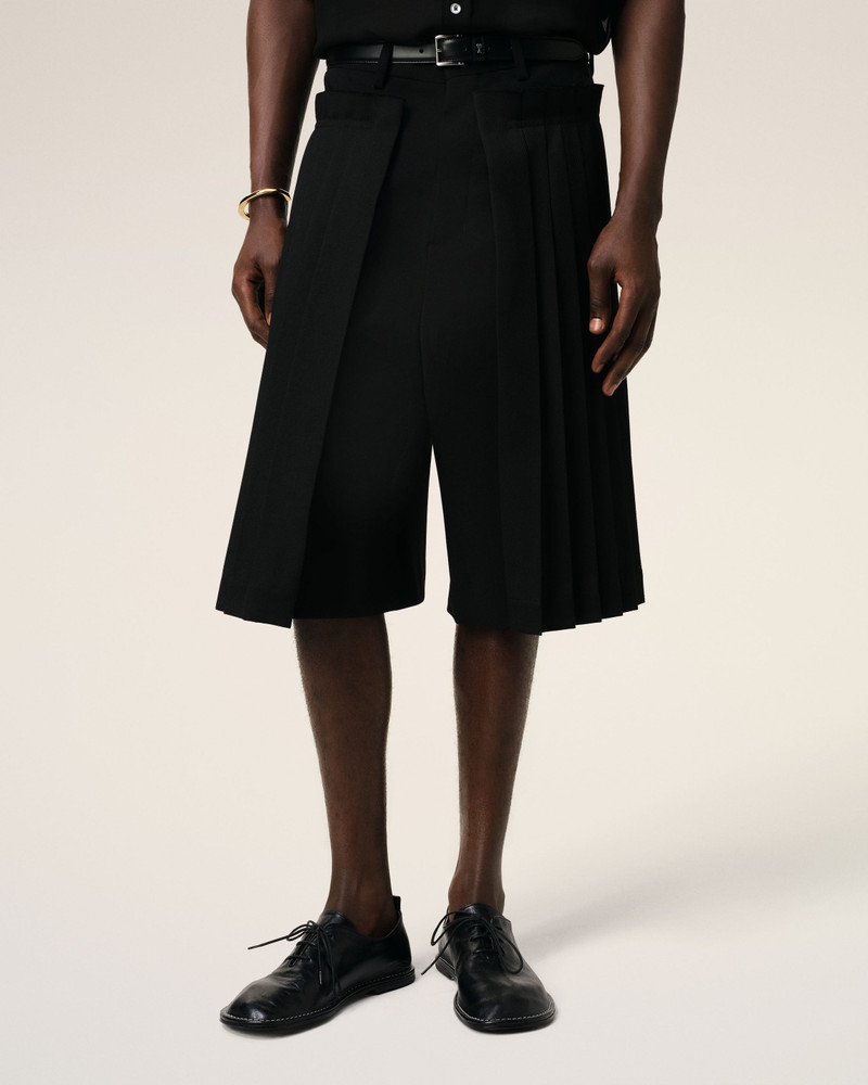 AMI Paris BLACK LEATHER ONE CUT SHOES outlook