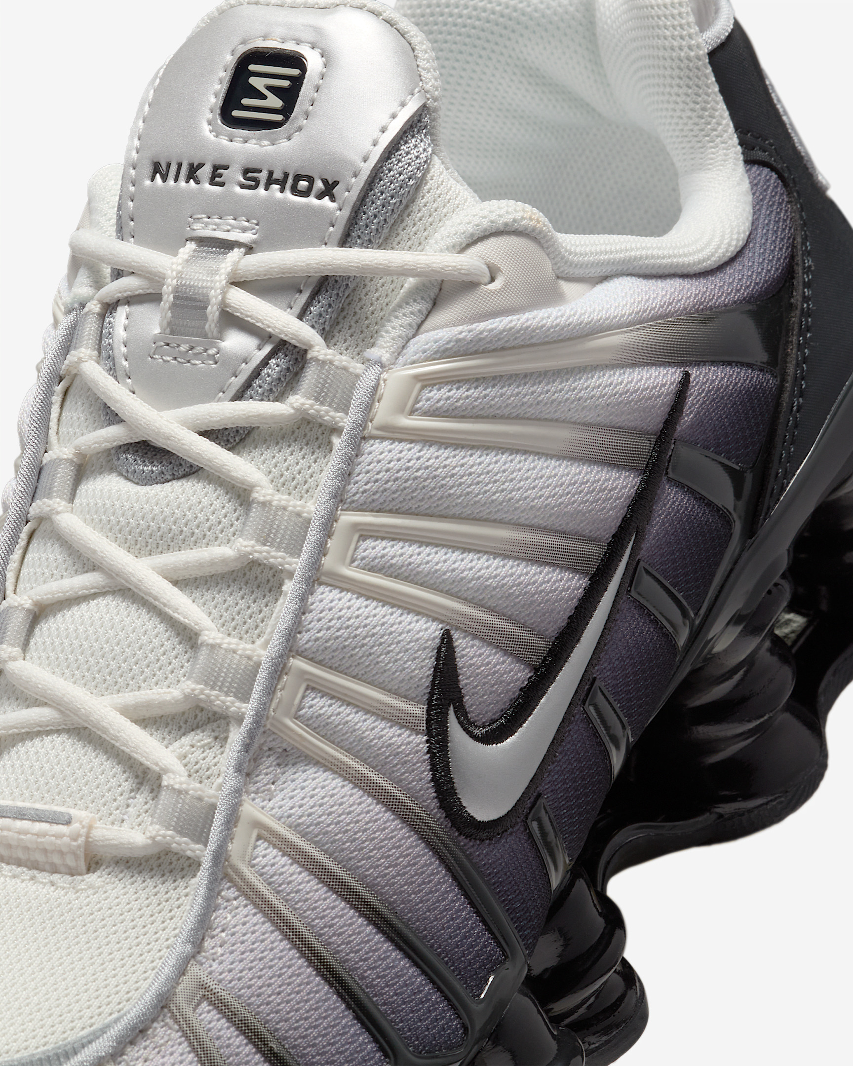 Nike Shox TL Women's Shoes - 7