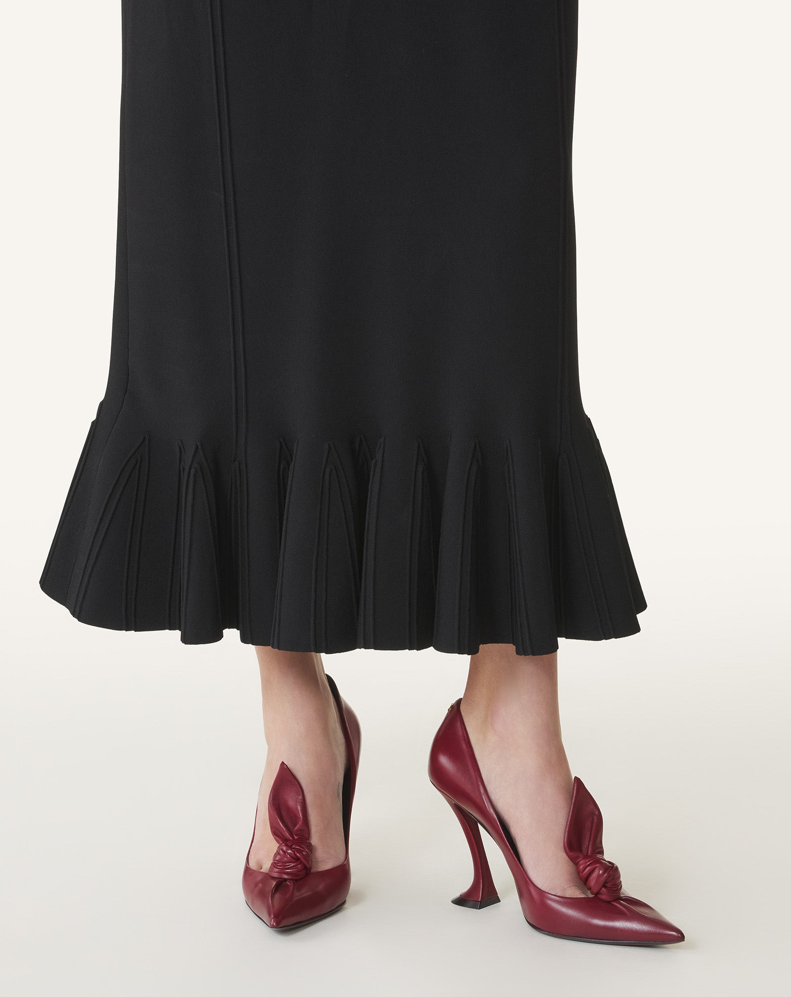 MIDNIGHT STEP LEATHER BOW PUMP - 7