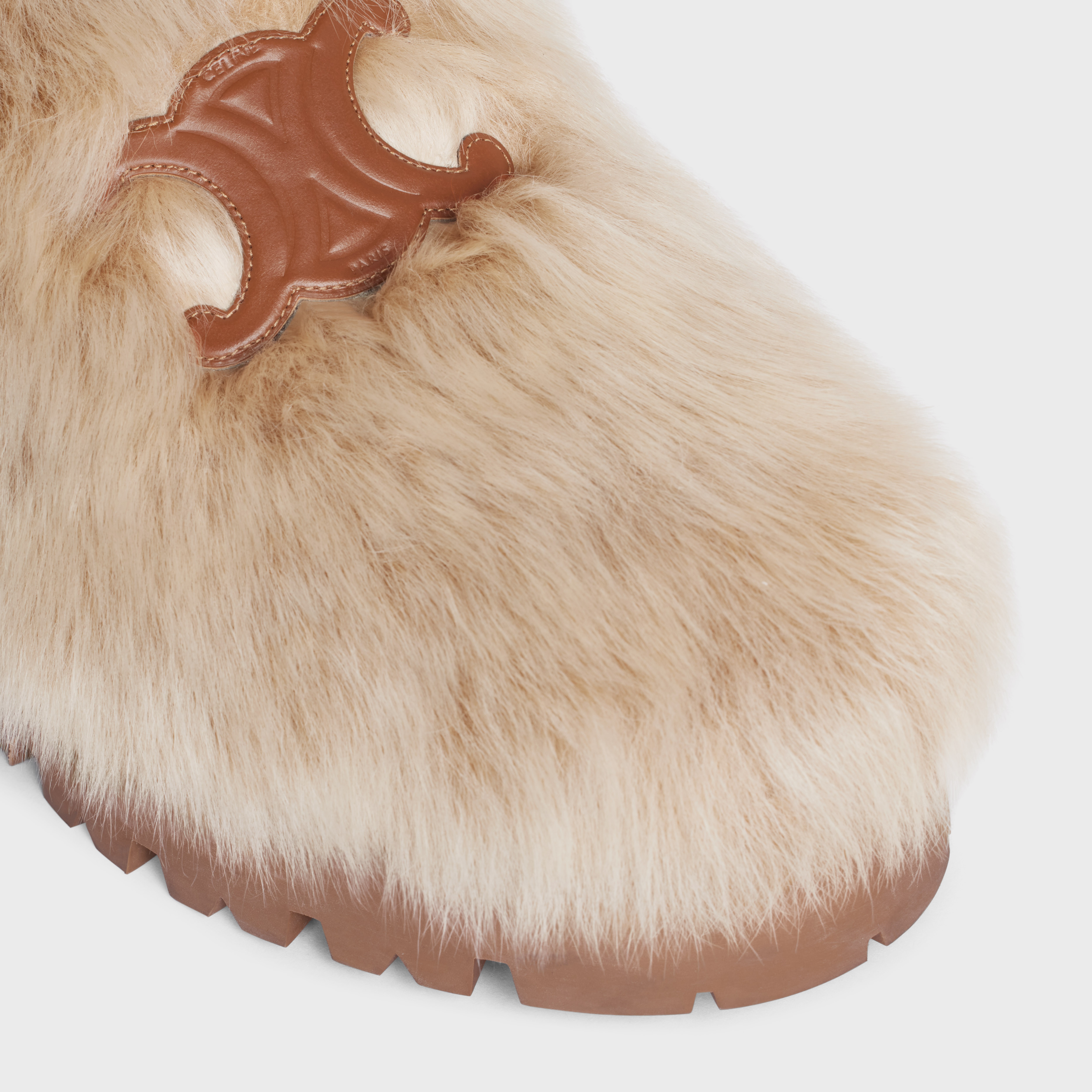 Celine Bulky closed mule in Lambfur - 4