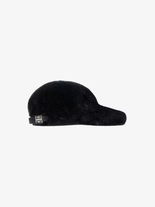 CAP IN FAUX FUR - 3