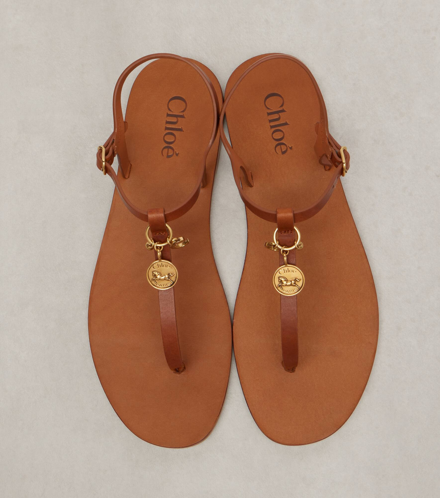 Chloé Charms leather thong sandals - 5