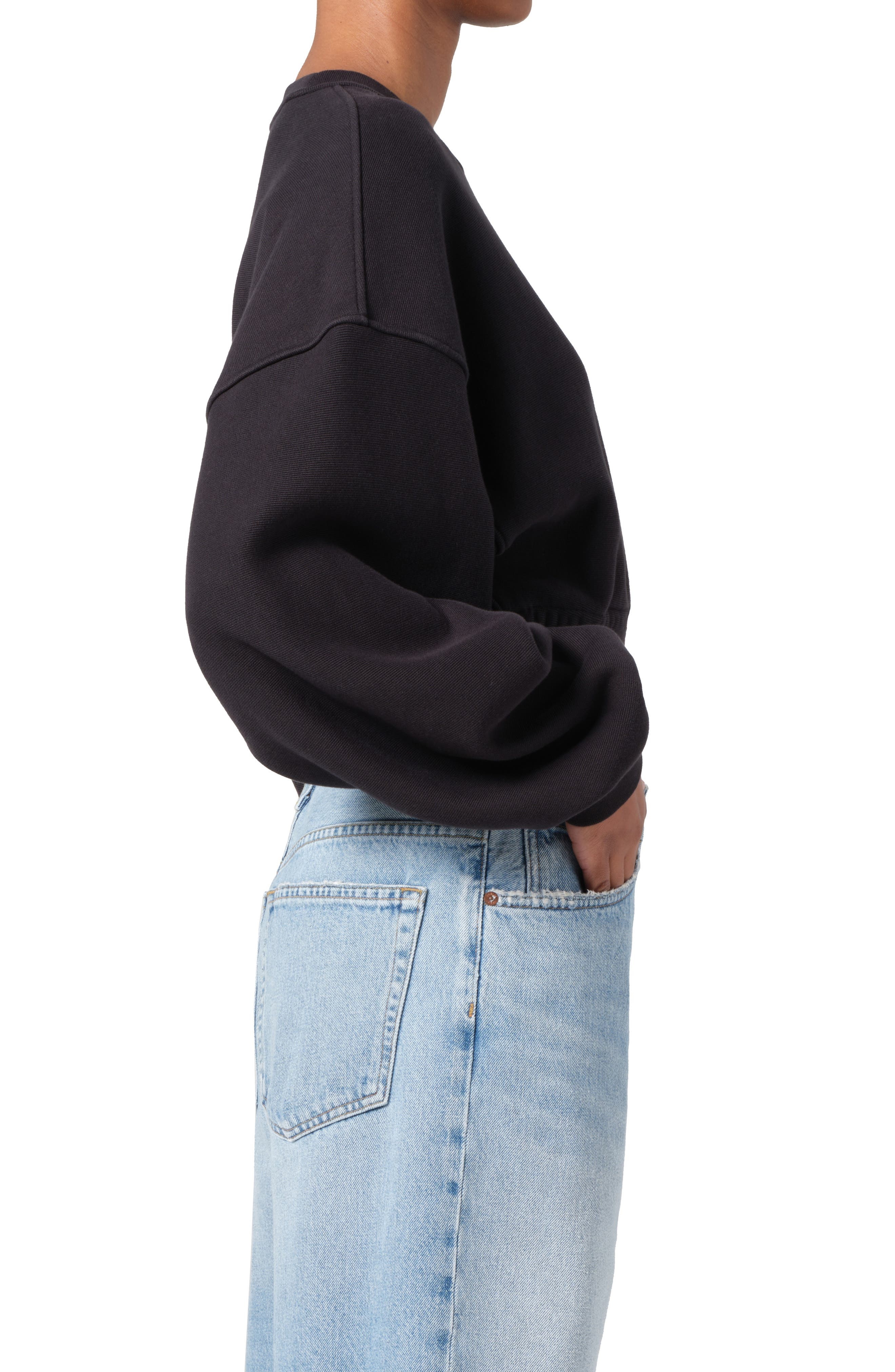 AGOLDE Kit Cotton Fleece Crop Sweatshirt in Washed Blk (Blk W/Wsh Seams) at Nordstrom - 3