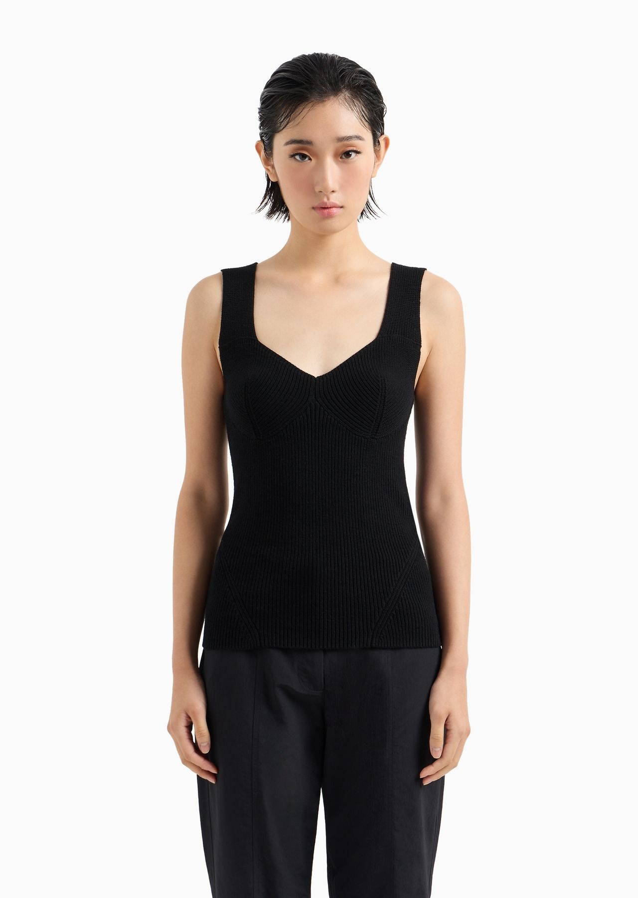 Corn-on-the-cob stitch knit top with contoured neckline - 2