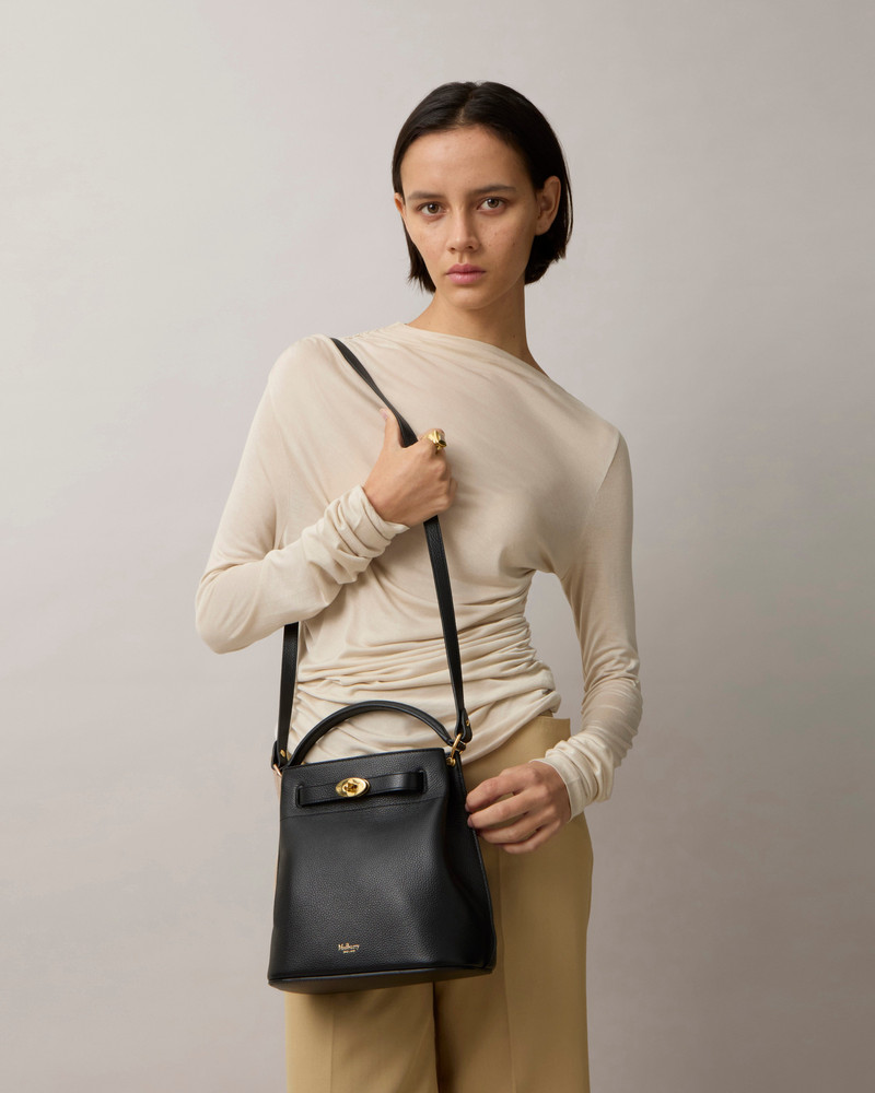 Mulberry Islington Bucket
Black Small Classic Grain outlook
