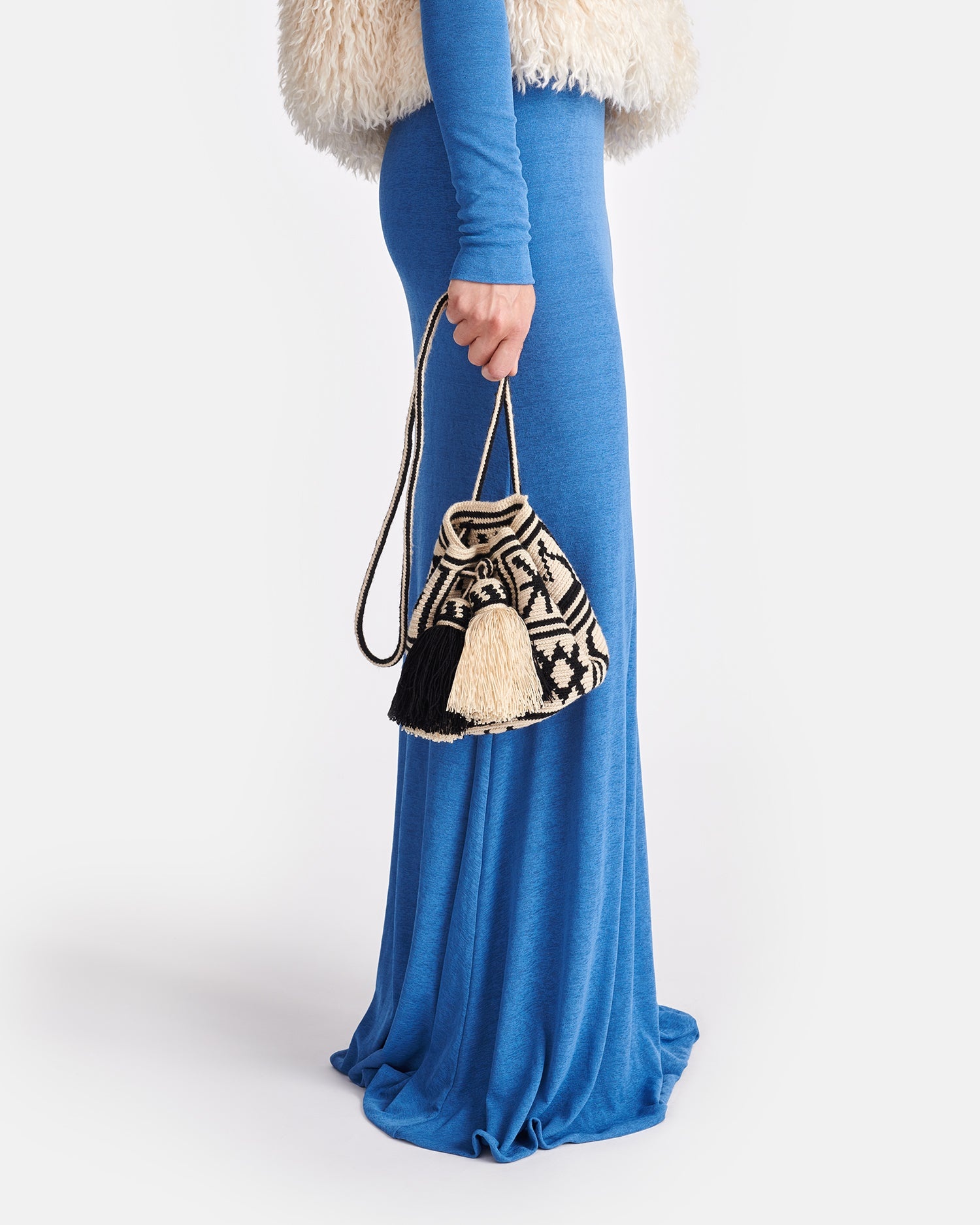 Crocheted Bucket Bag - 6