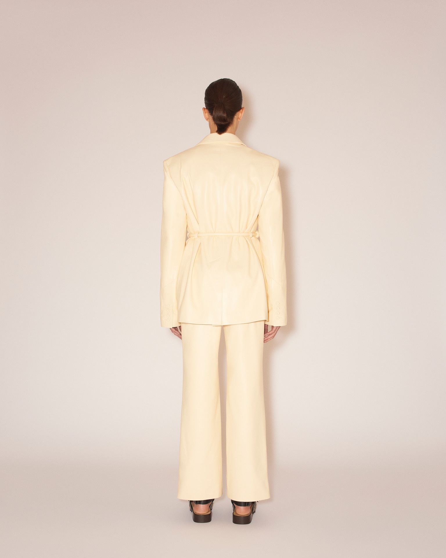 MARIKO - Vegan leather tie-waist blazer - Vanilla - 5