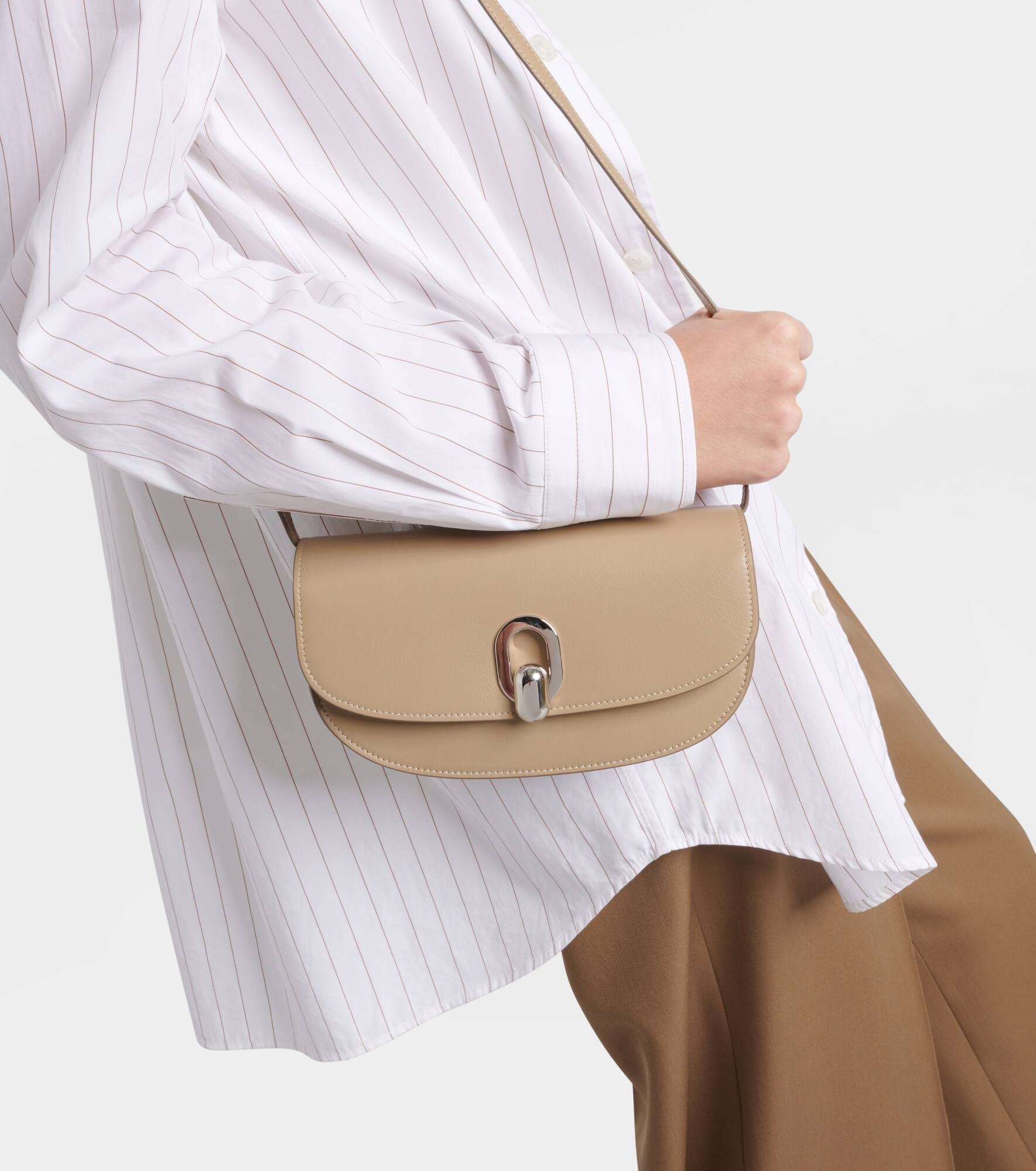 Tondo Crescent leather shoulder bag - 2