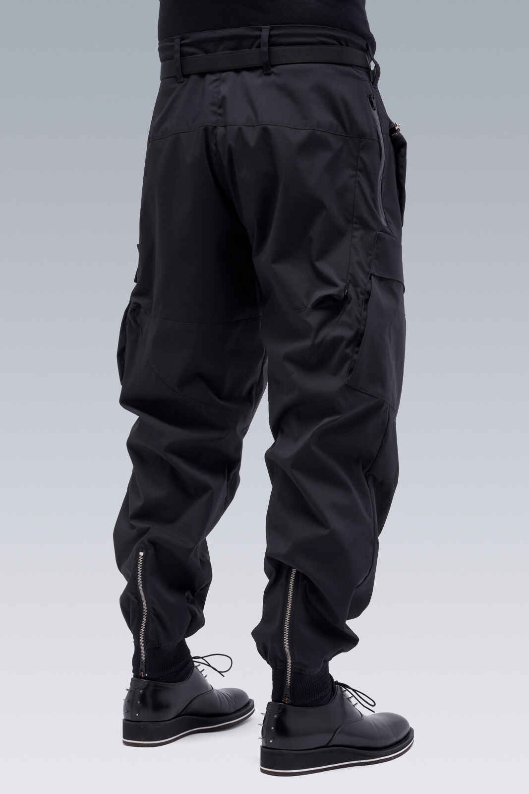 P38-E Encapsulated Nylon Cargo Pant Black - 8