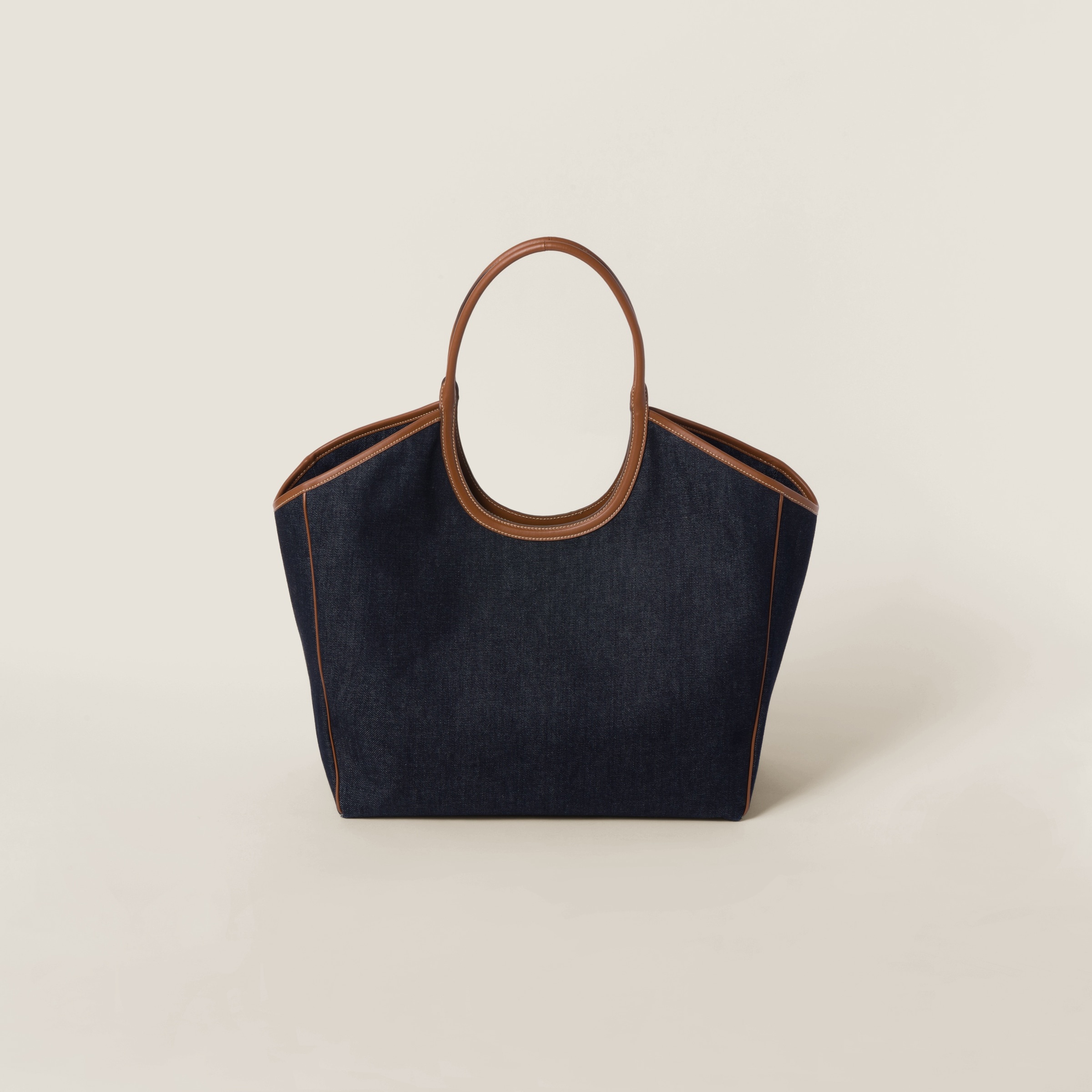 【トレンド感満載】MIUMIU IVY コーデュロイ ショッピングバッグ 使いやすい】MIUMIU IVY コーデュロイ ショッピングバッグ