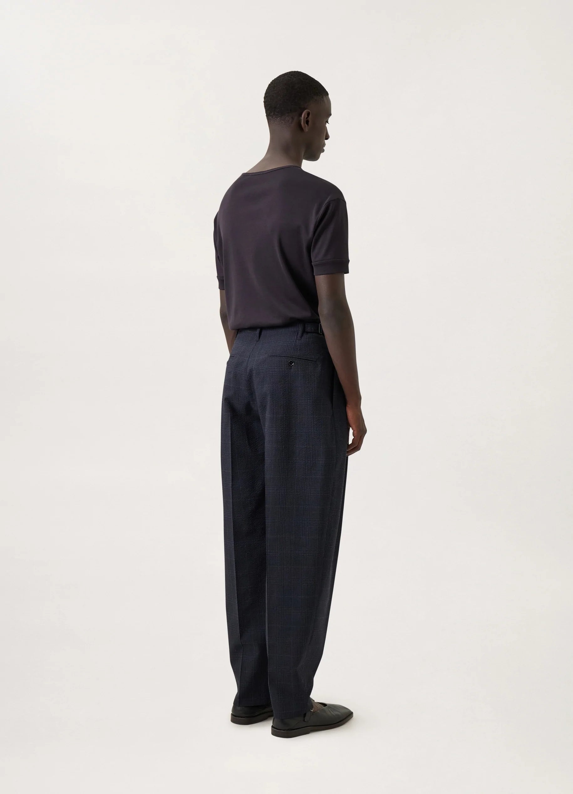 PLEATED TAPERED PANTS
CHECKED SEERSUCKER - 4