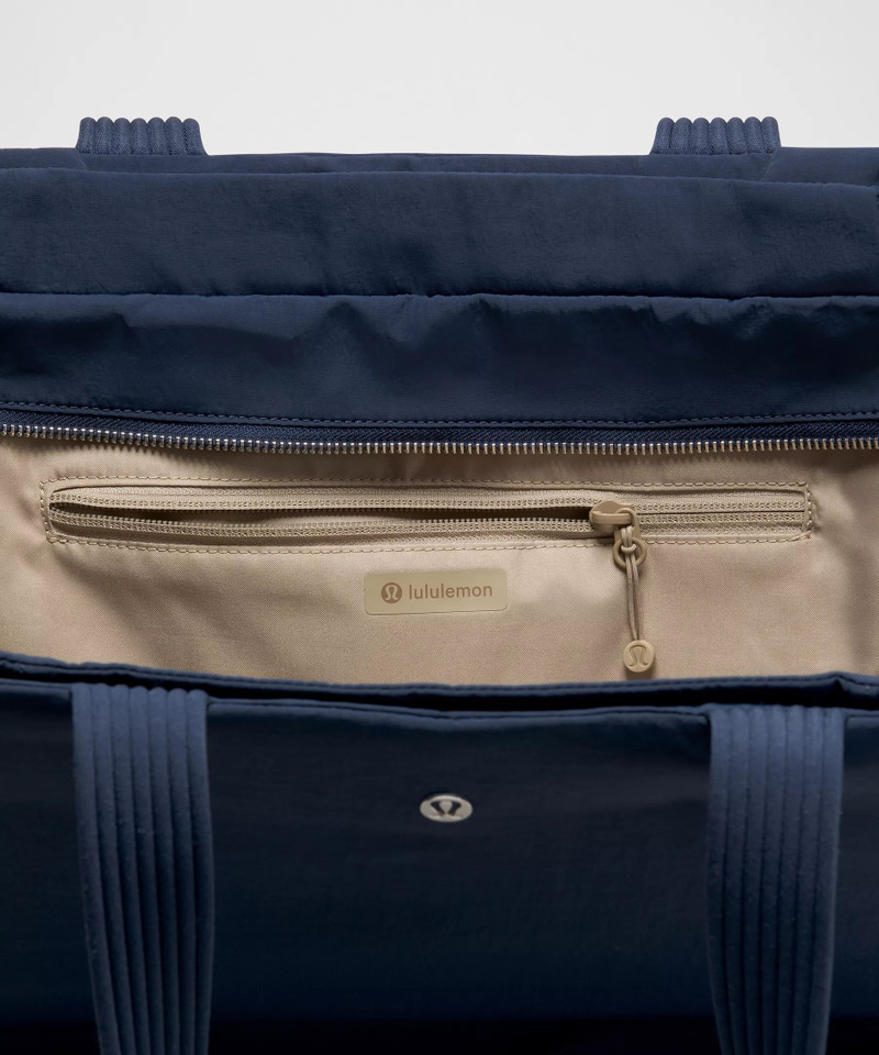 Triple Compartment Tote Bag 18L 7