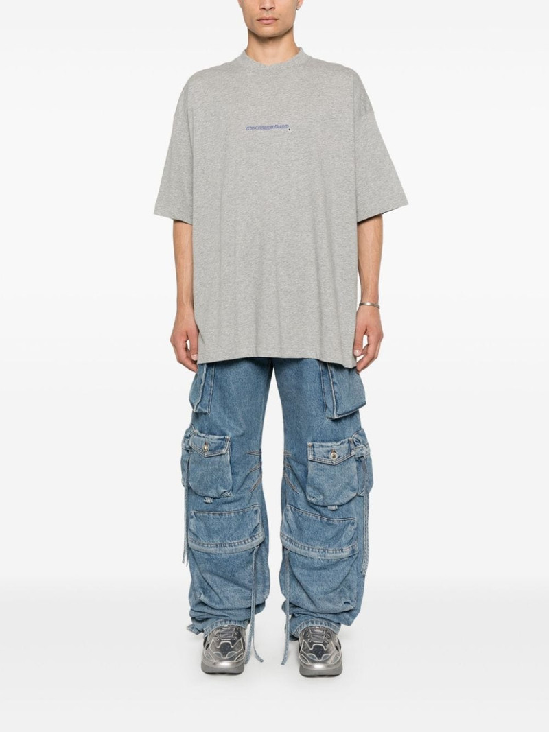 VETEMENTS logo-print T-shirt outlook