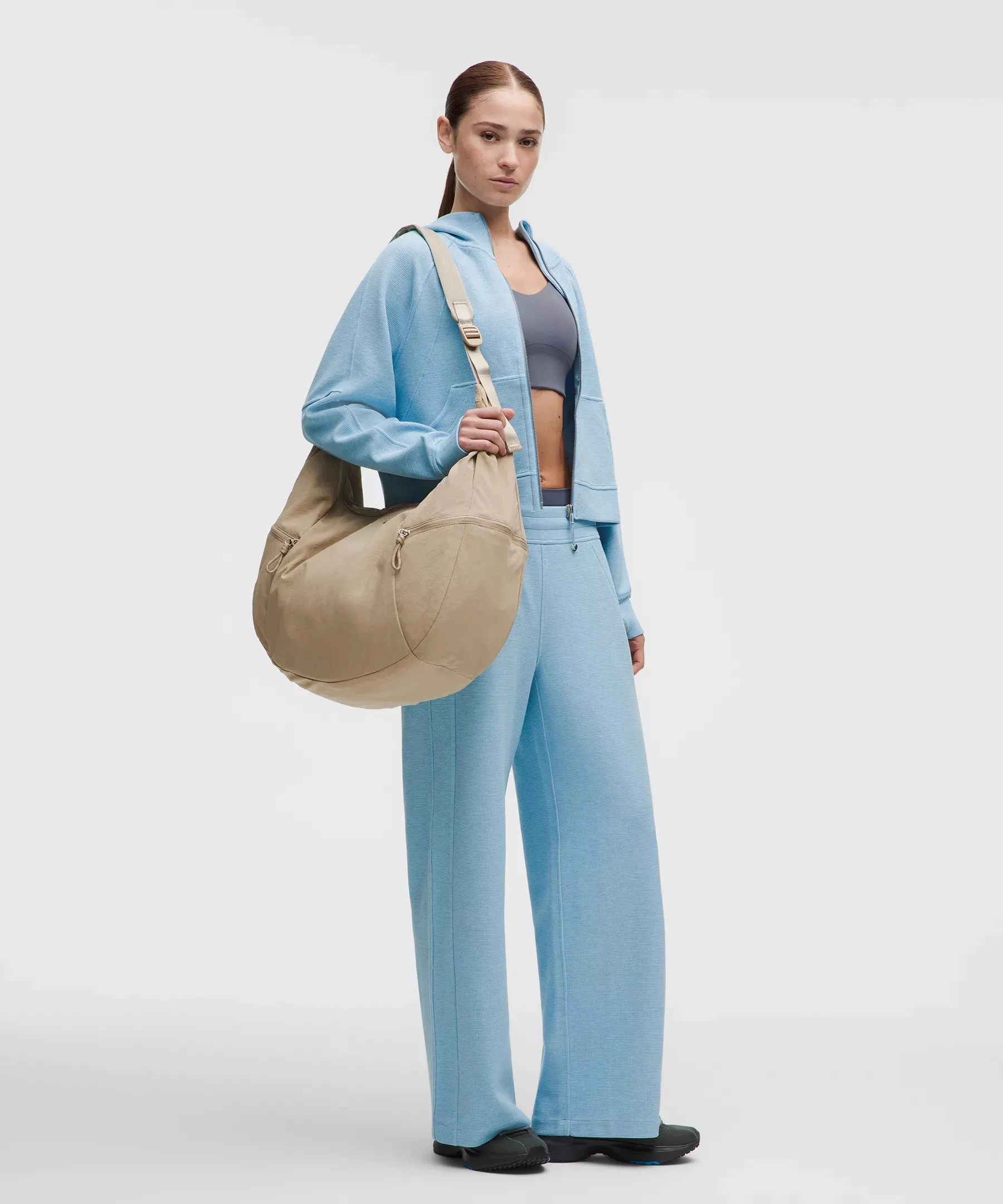 Extra-Large Slouchy Shoulder Bag 24L - 1