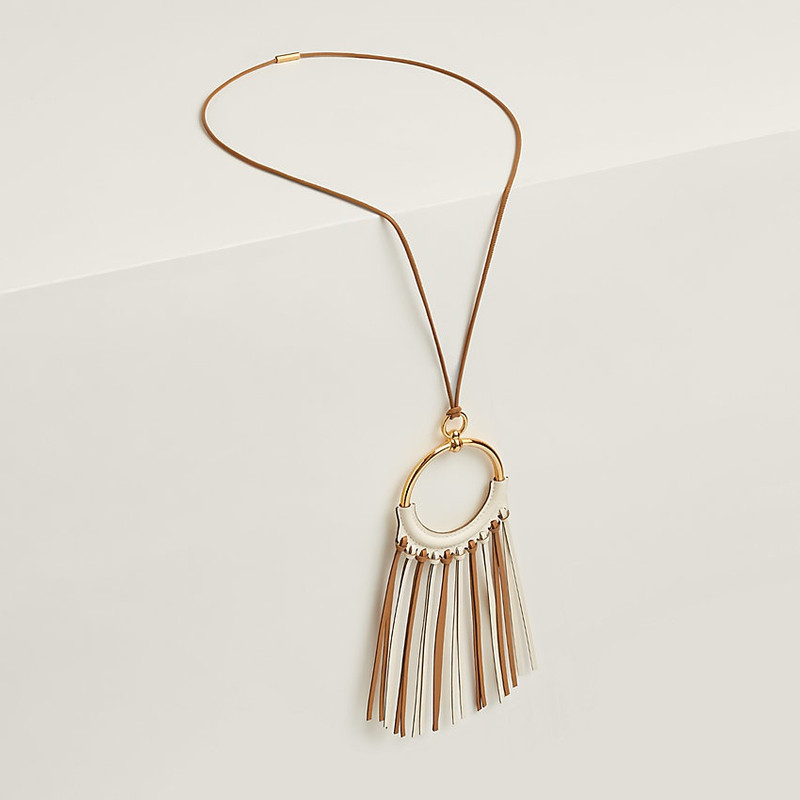 Hermès Loop Anate pendant outlook