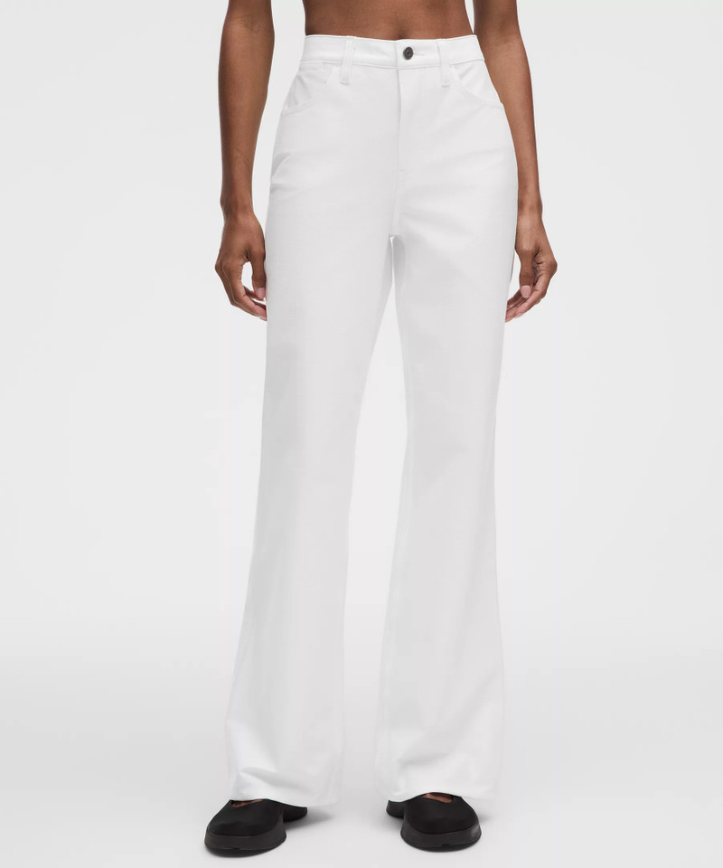 lululemon EasyFive High-Rise Subtle-Flare Pant *Short outlook