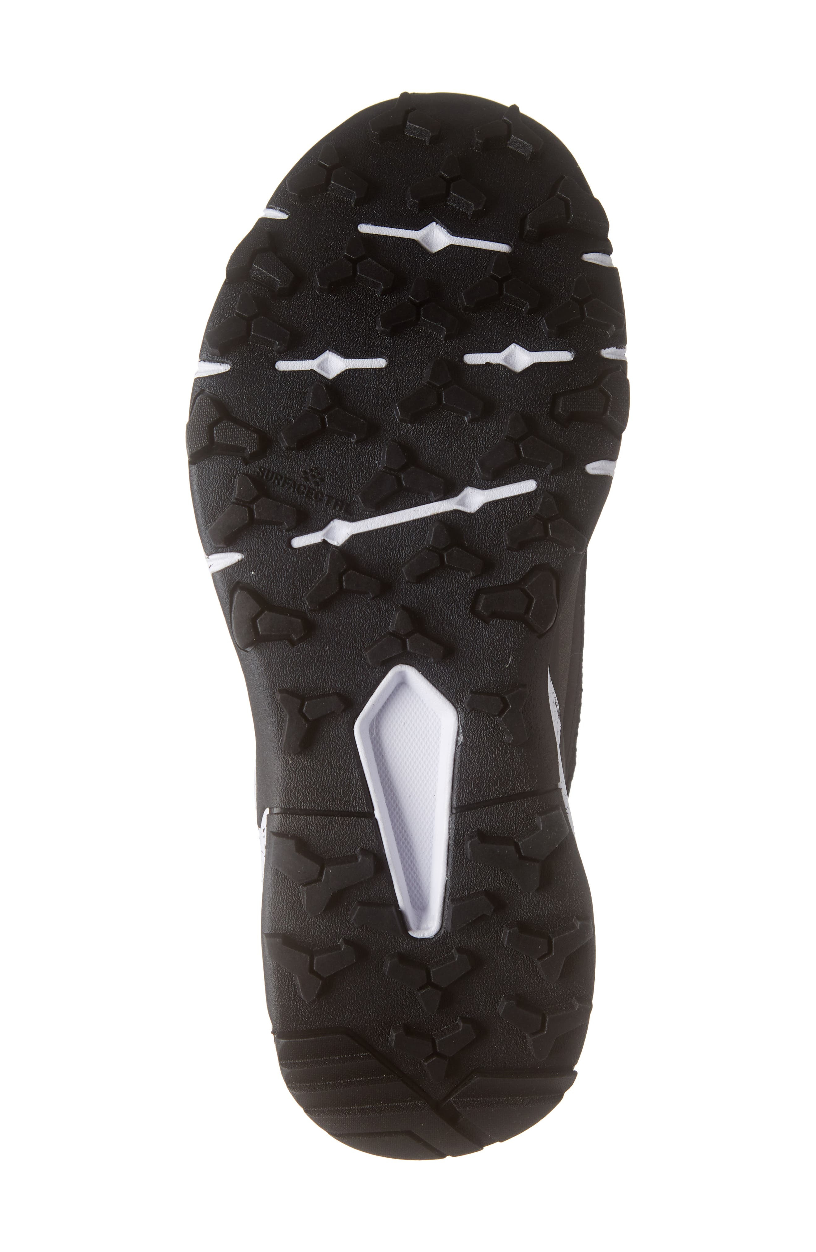 The North Face VECTIV Taraval Water Resistant Trail Running Sneaker in Tnf Black/Tnf White at Nordst - 6