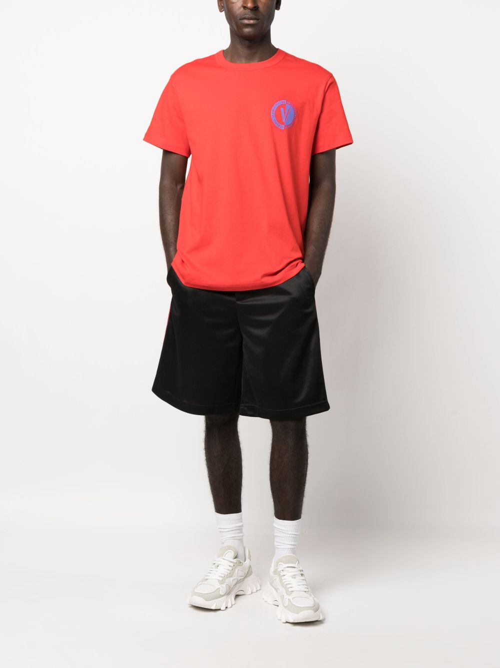 debossed-logo shorts - 2