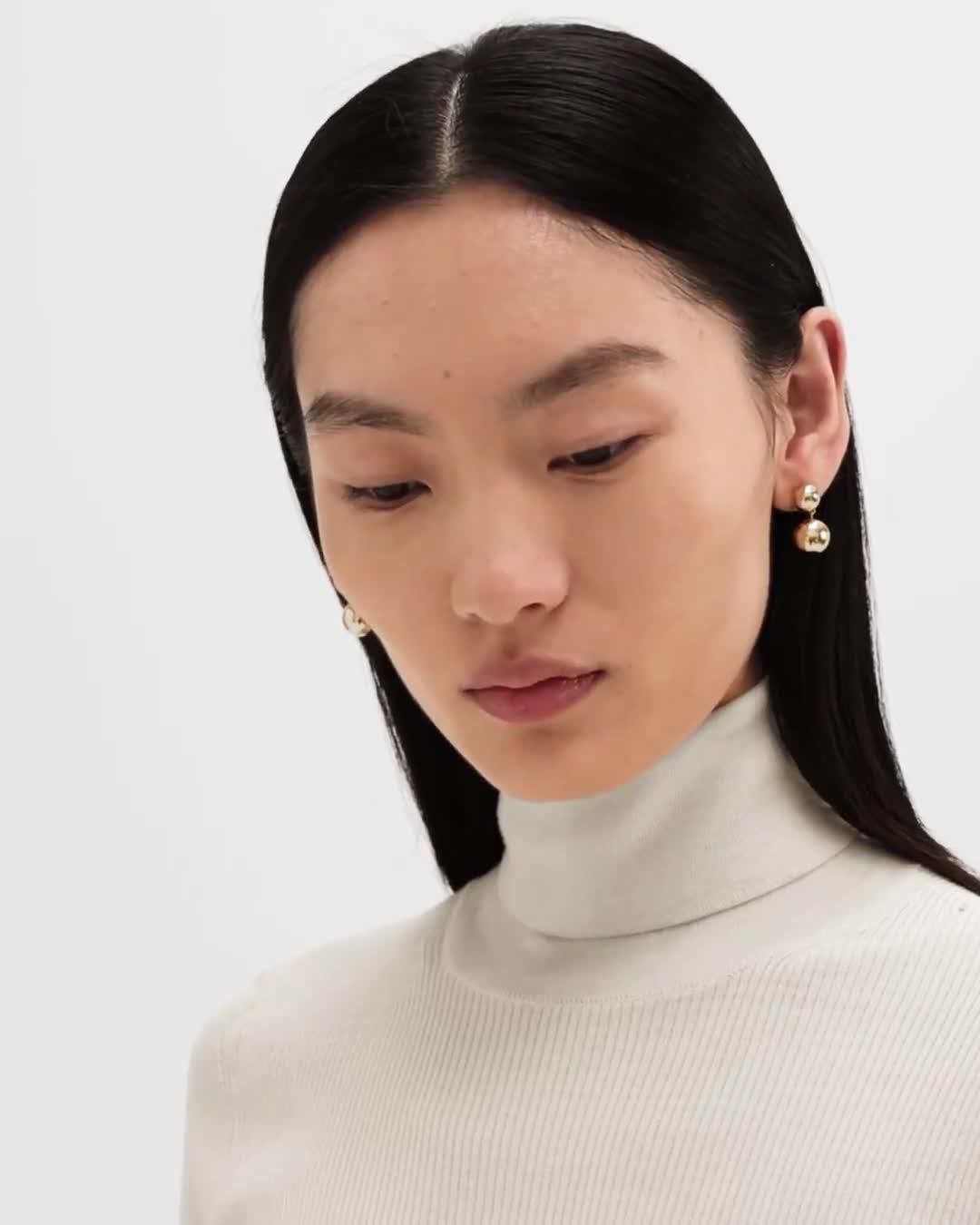 Leenda Short-Sleeve Turtleneck in Regal Wool - 8