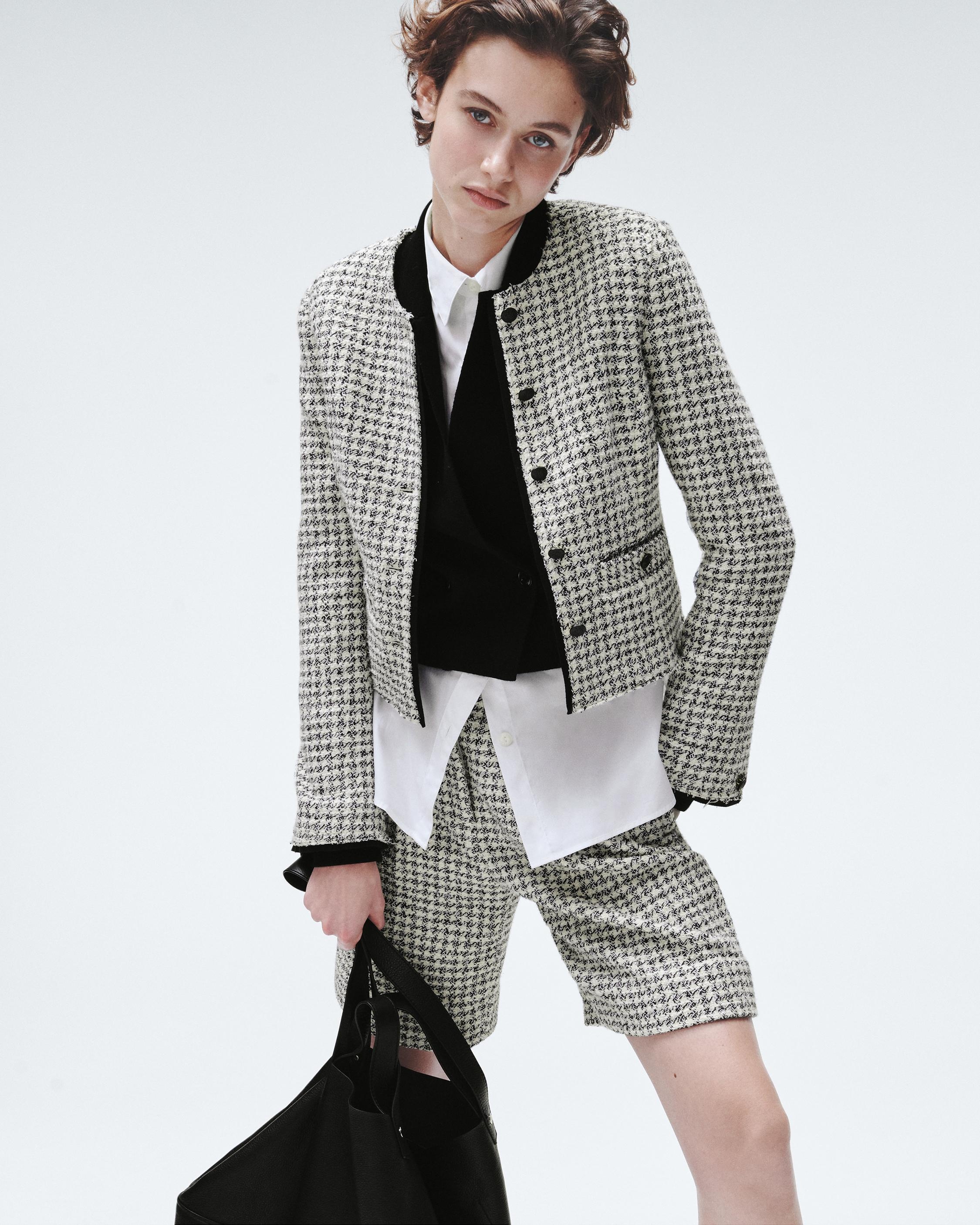 Carmen Cotton Jacket
Classic Fit - 7