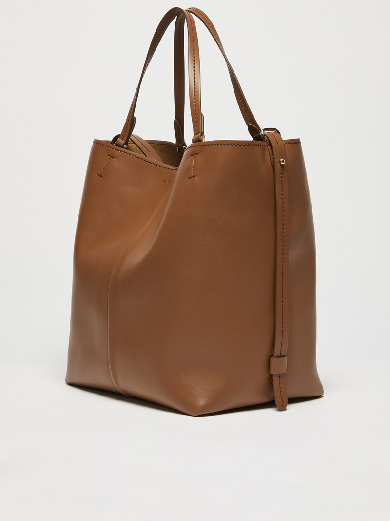Max Mara PLAGEM Medium leather Plage bag outlook