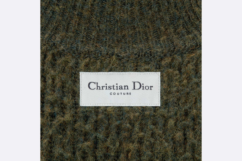 Sweater with Zipped Collar 3