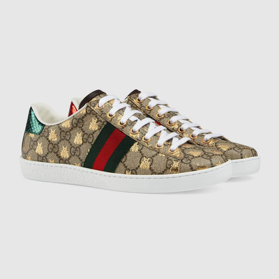 GUCCI Women's Ace GG Supreme sneaker with bees outlook