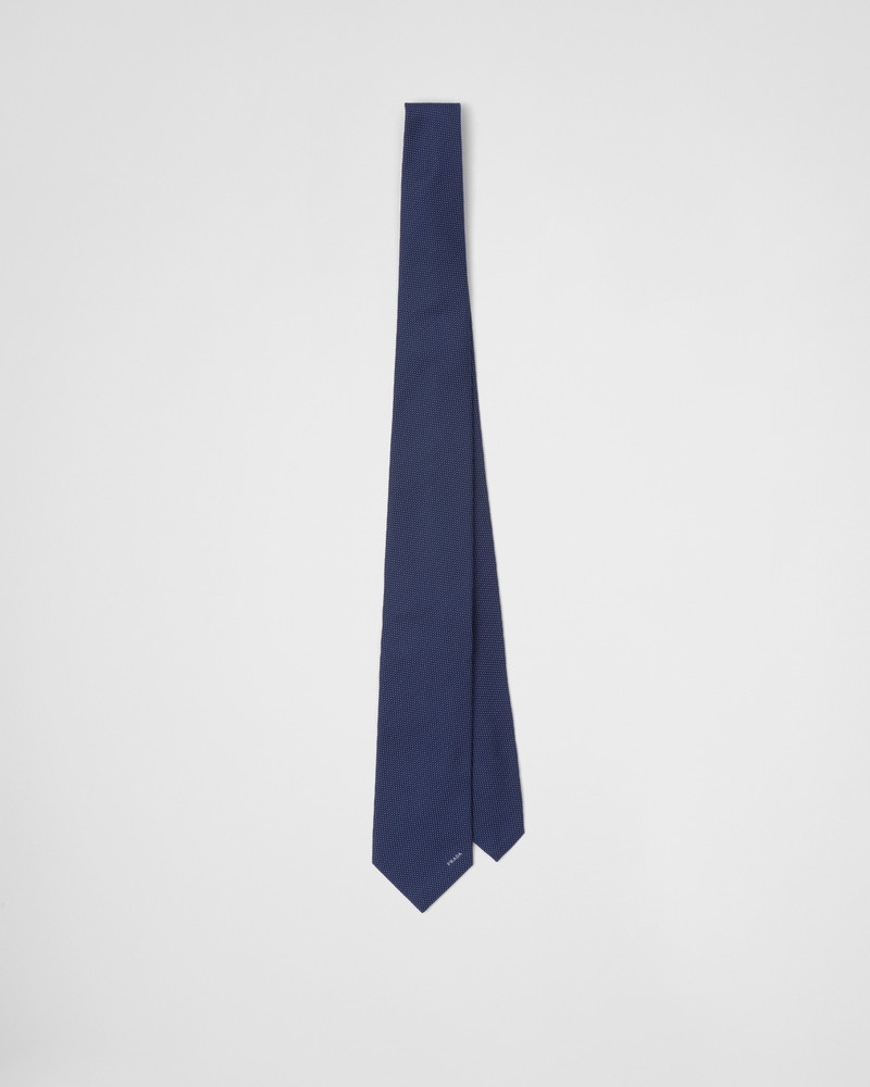 Silk tie 1
