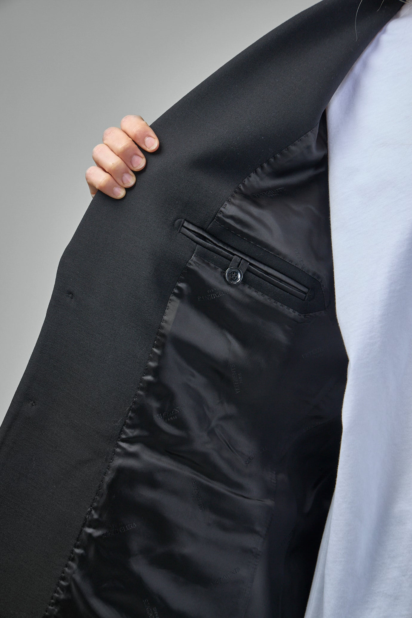 Sleeveless Single Breasted Tailored Jacket - 6