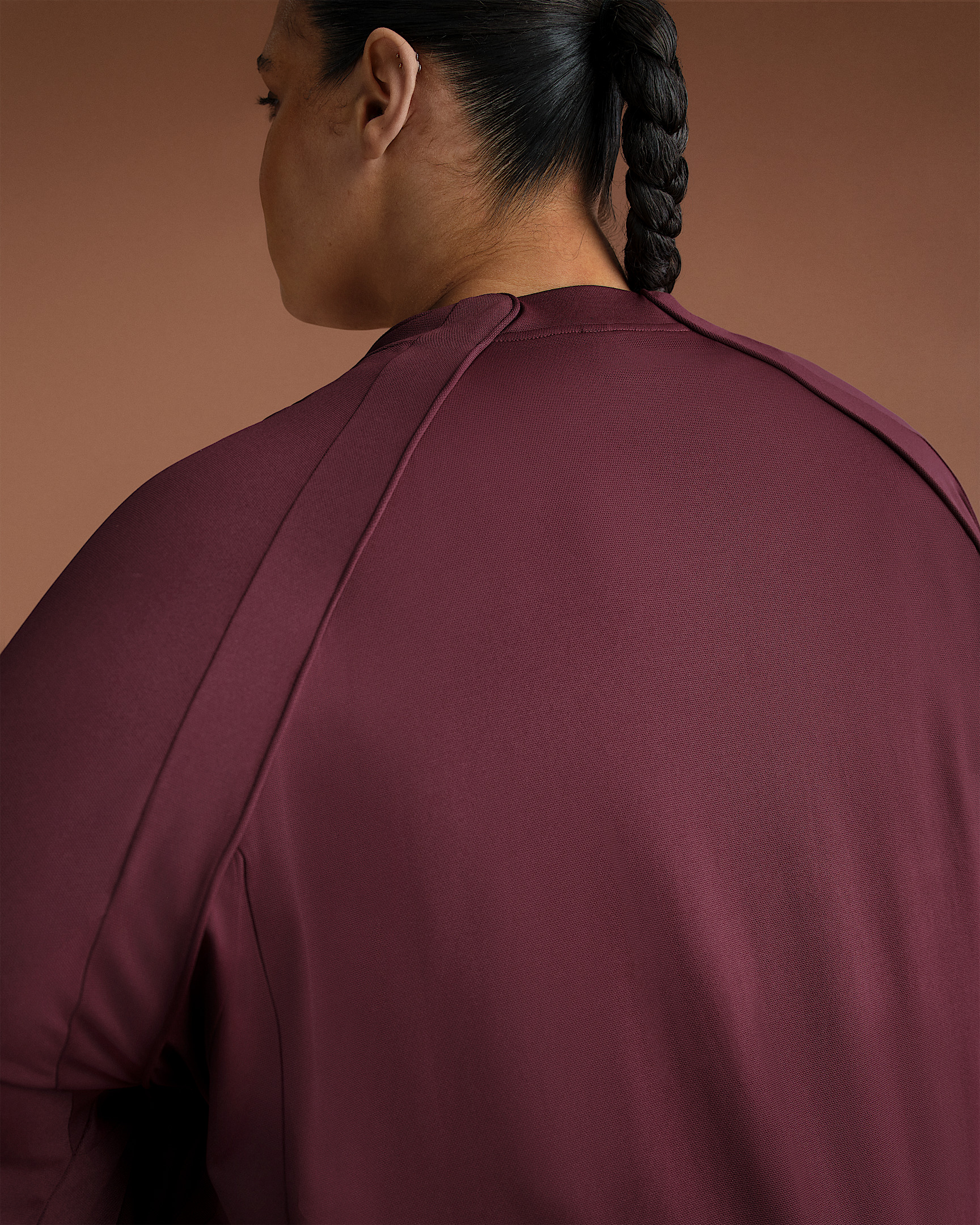 NikeSKIMS Airy Women's Oversized V-Neck Long-Sleeve Top - 8