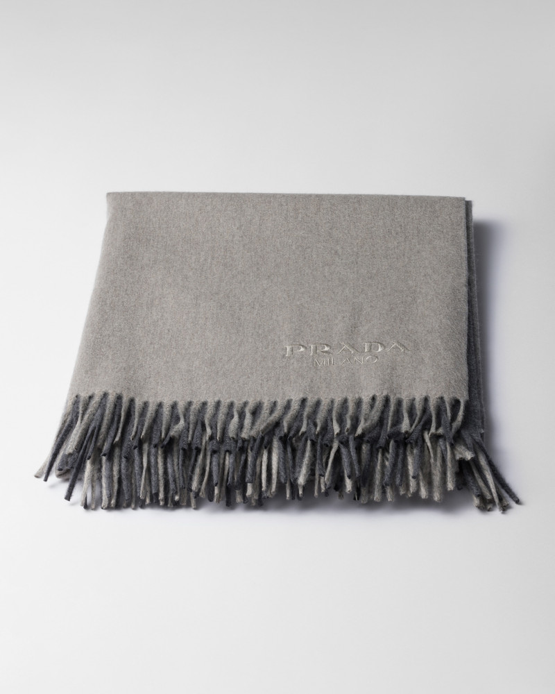 Two-tone cashmere and wool throw 1