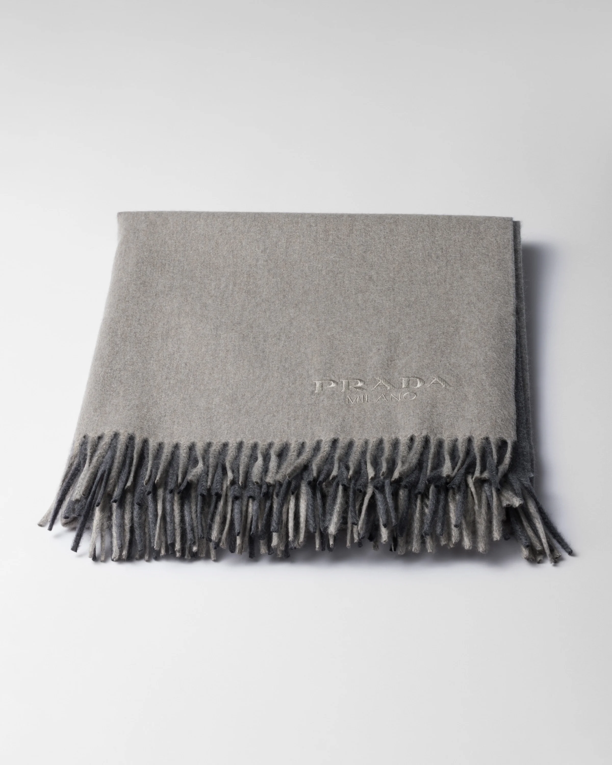 Two-tone cashmere and wool throw - 1