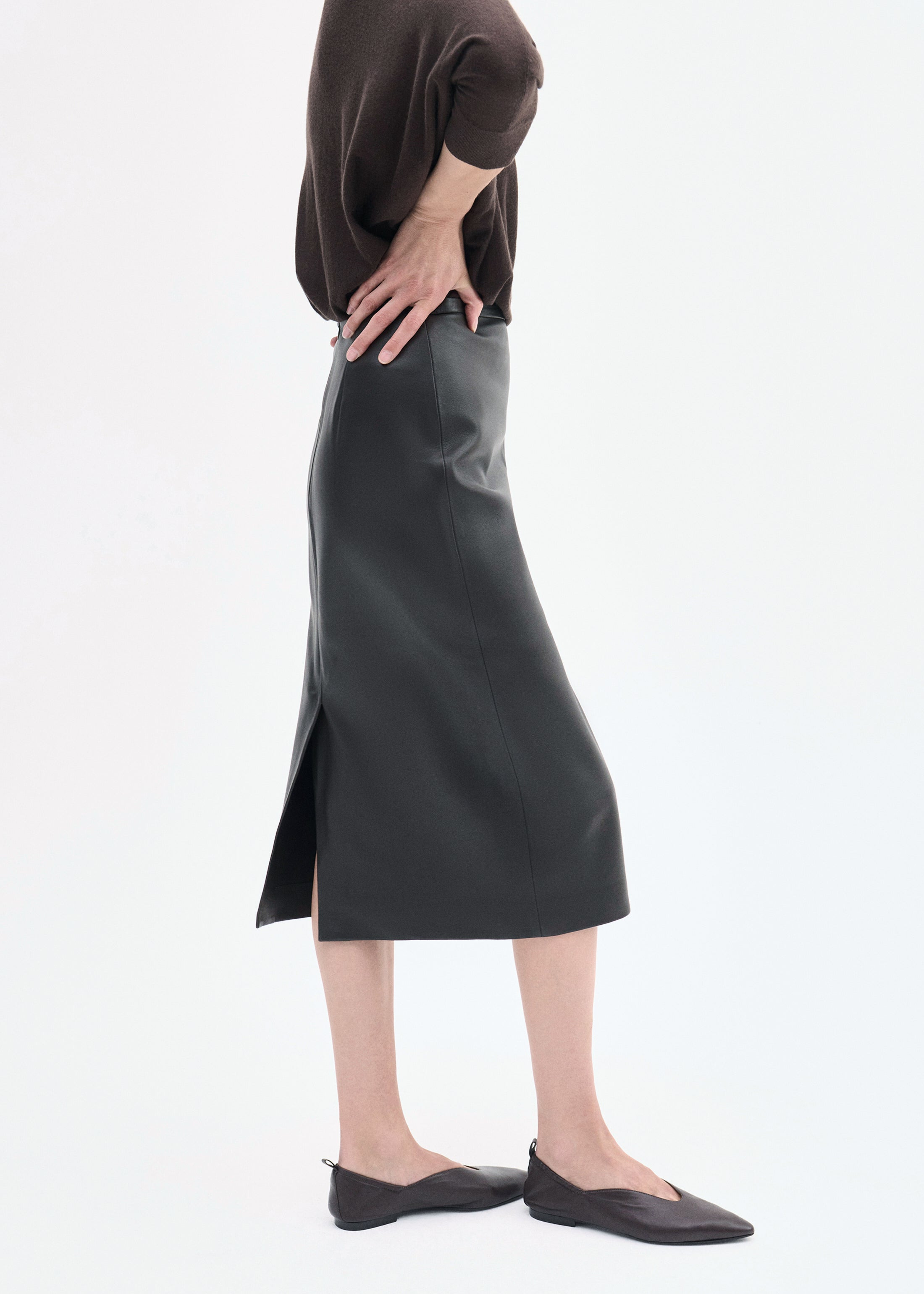 Midi Pencil Skirt in Leather - 5