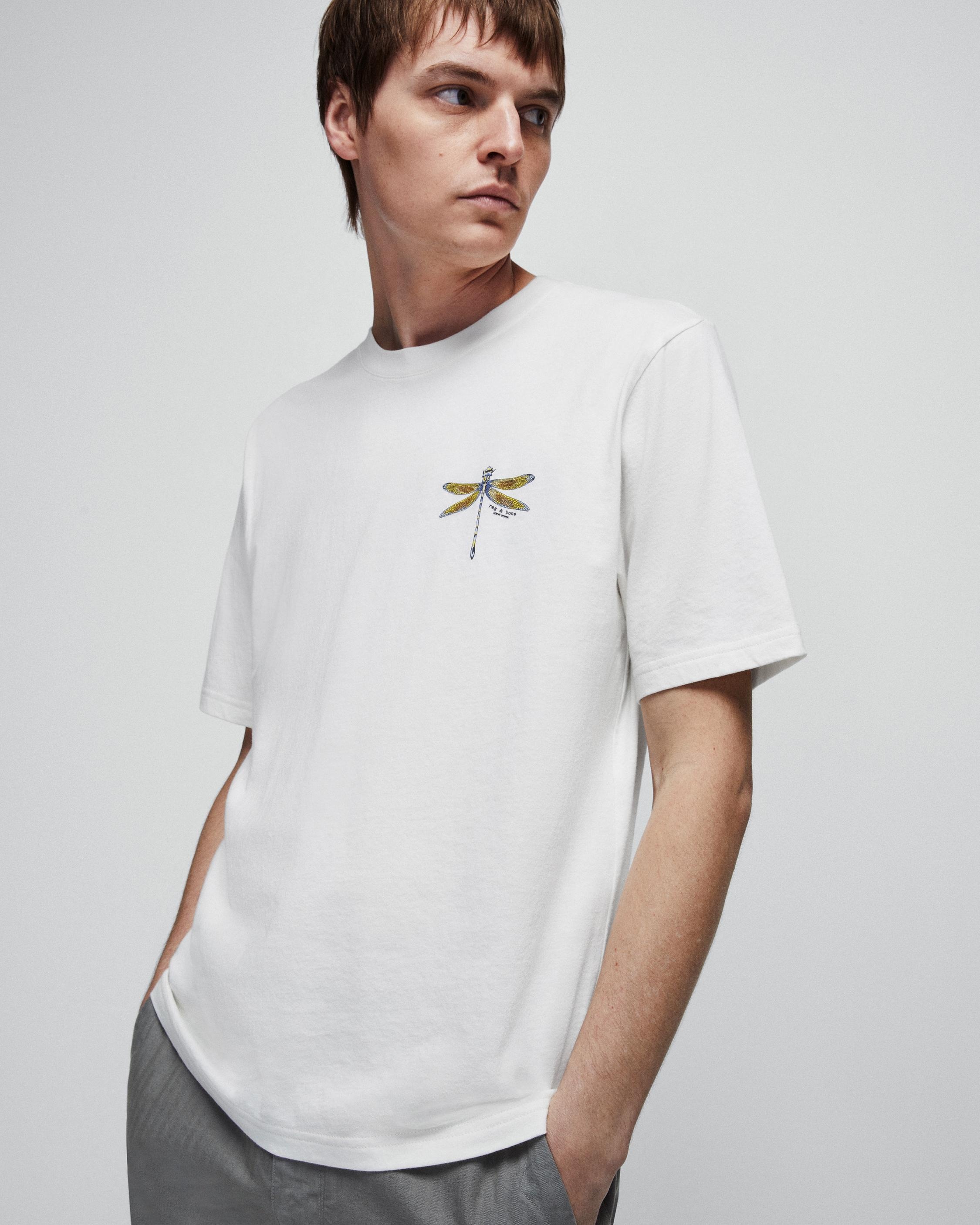 Dragonfly Graphic Tee
Organic Cotton T-Shirt - 6