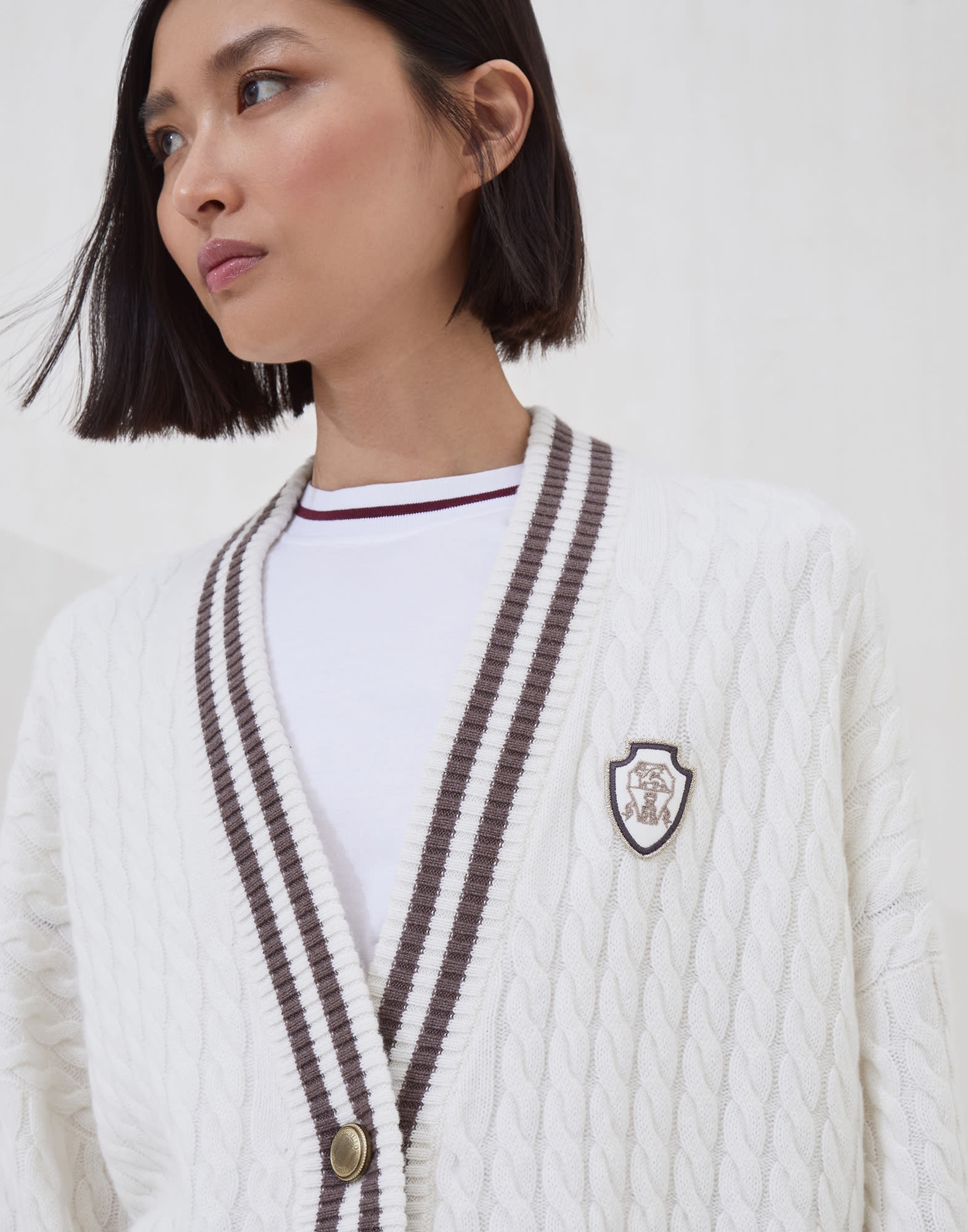 Cashmere cable knit cardigan with logo and metal buttons - 3