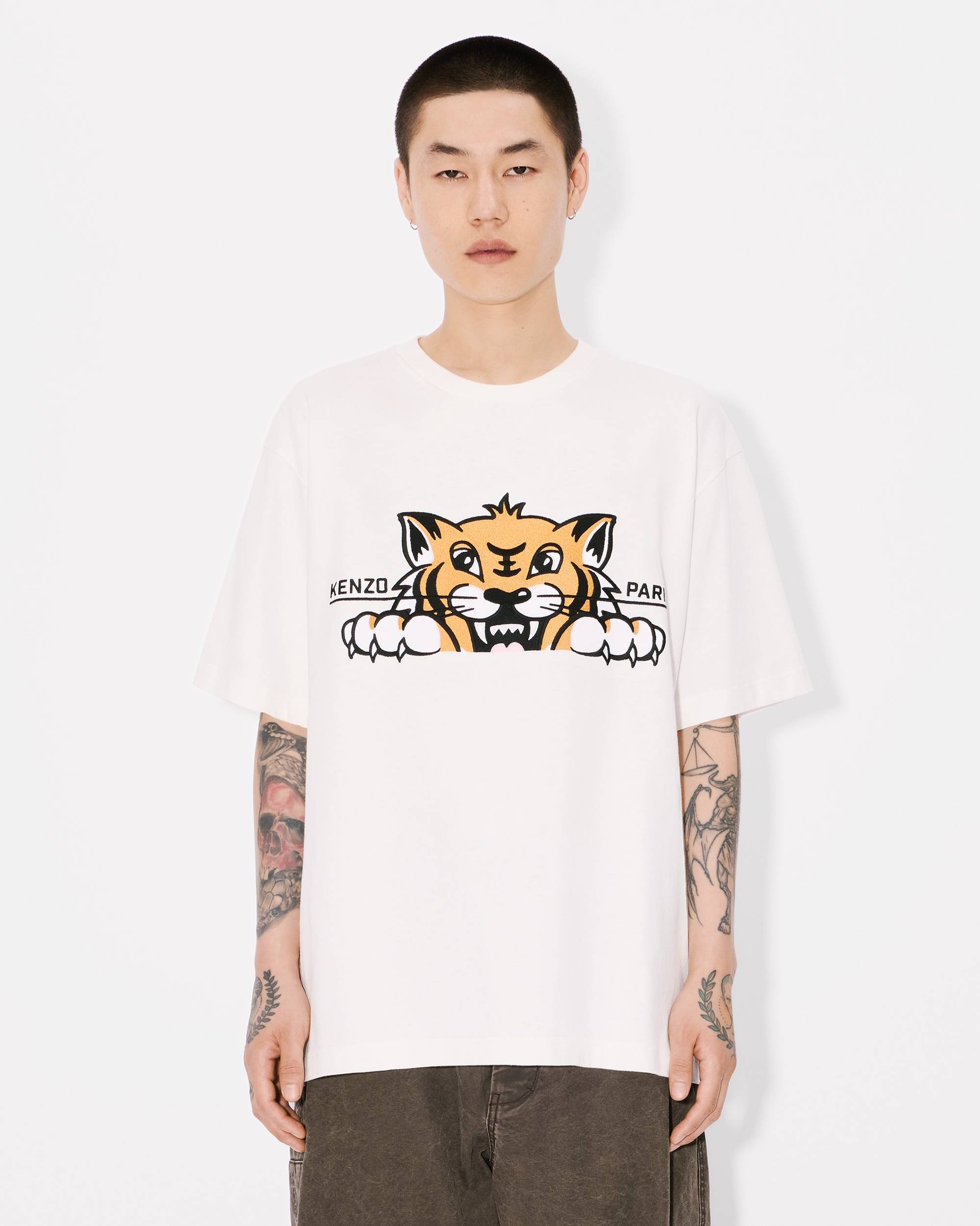 Tシャツ・カットソー KENZO KENZO HAPPY TIGER EMBROIDERED OVERSIZE T-SHIRT KENZO 'KENZO Happy Tiger' embroidered oversized T-shirt in