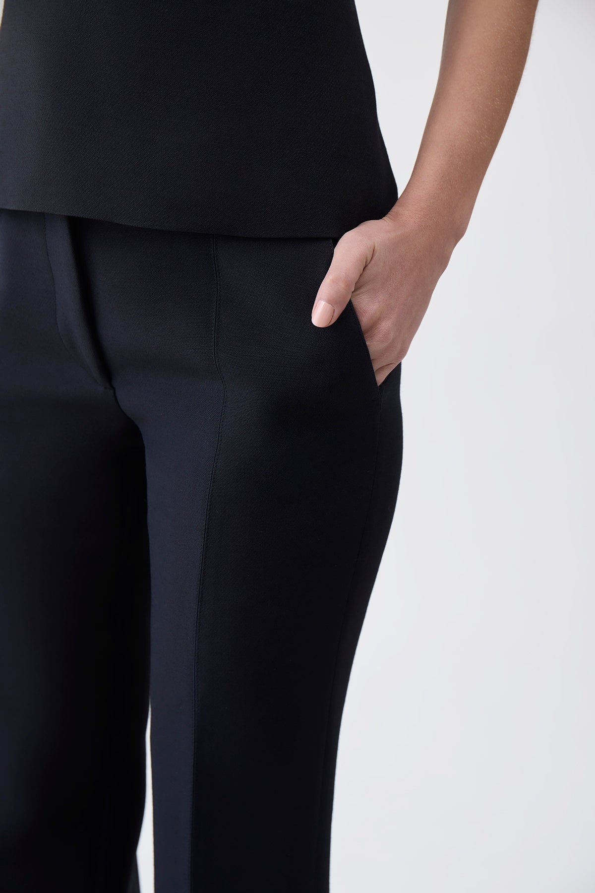 Rhein Pant in Black Silk Wool Cady - 5