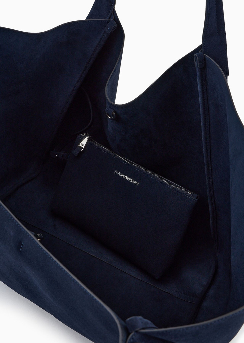 Split cowhide oversize shopper bag with logo charm 4