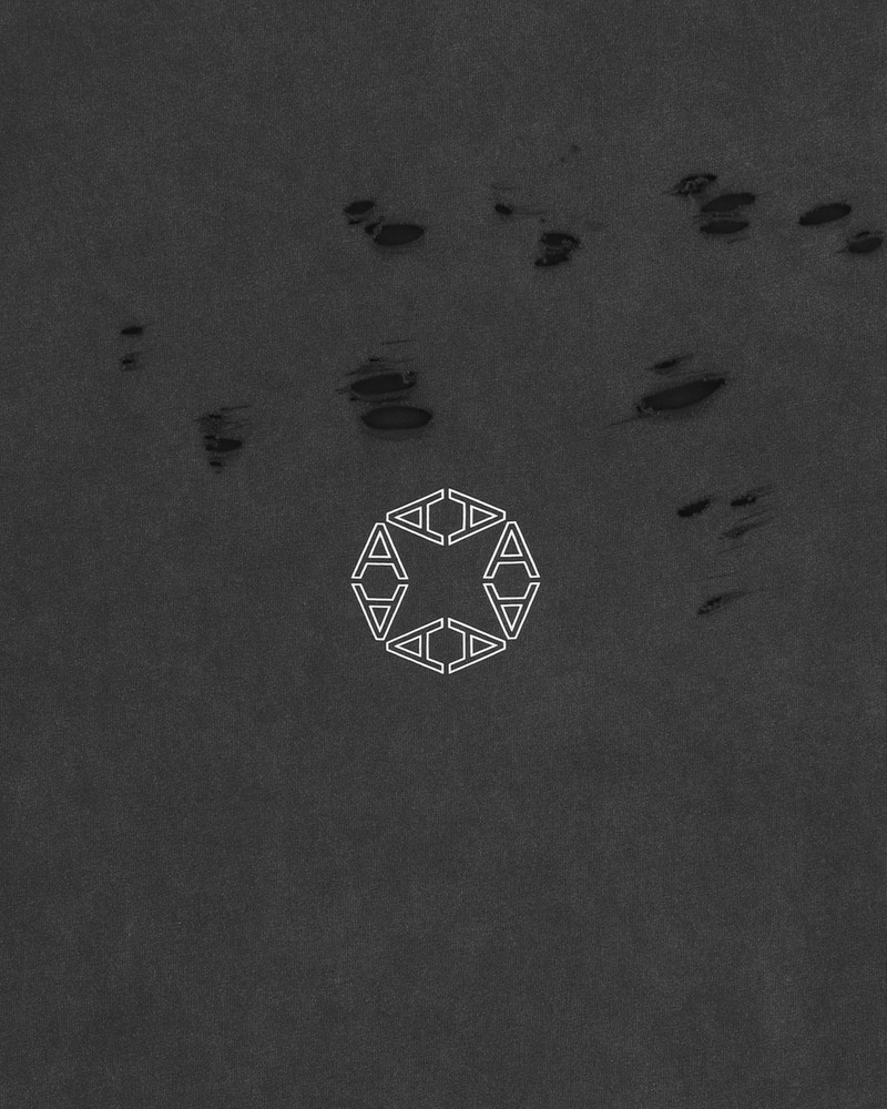 DOUBLE SLEEVE LASER CUT LOGO T-SHIRT 6