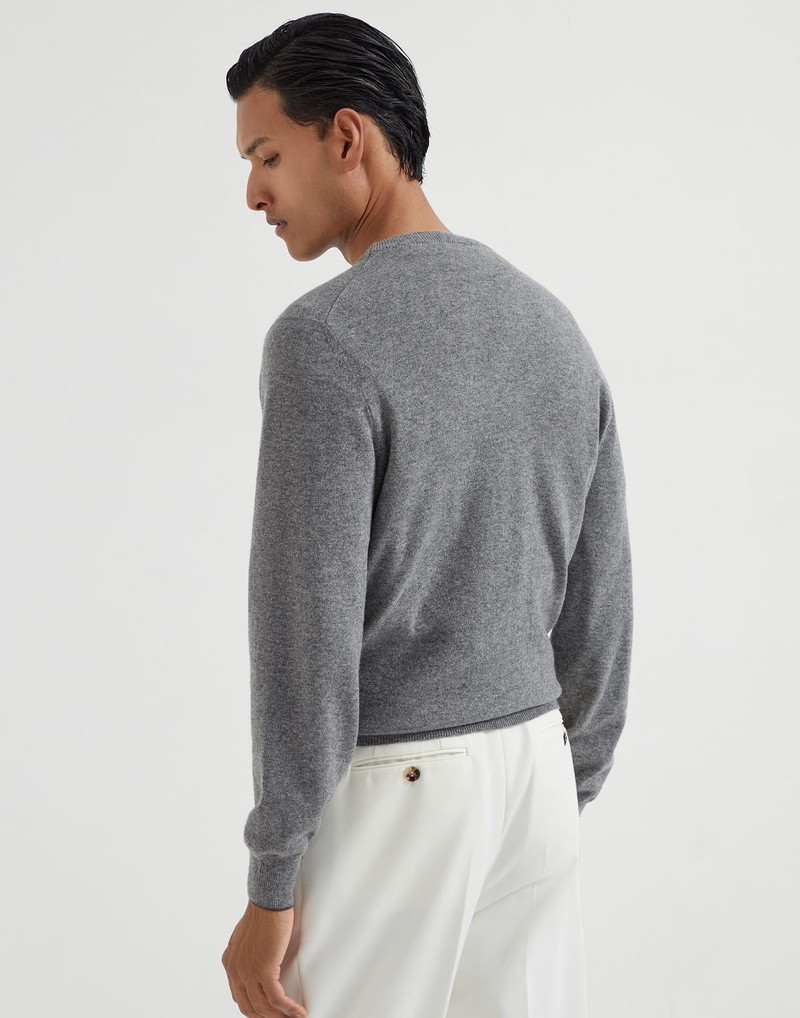Brunello Cucinelli Cashmere sweater outlook