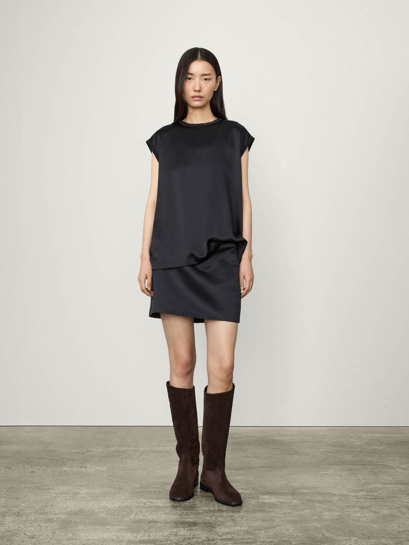 LISA YANG The Round Neck Sleeveless Top outlook