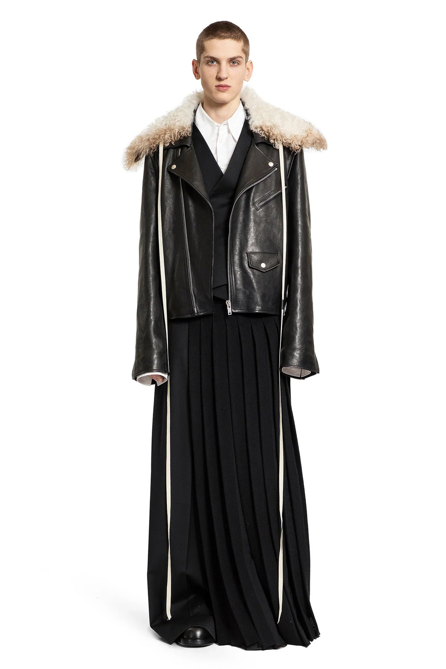 Arvid-Perfecto-In-Vintage-Lux-Grained-Leather - 4