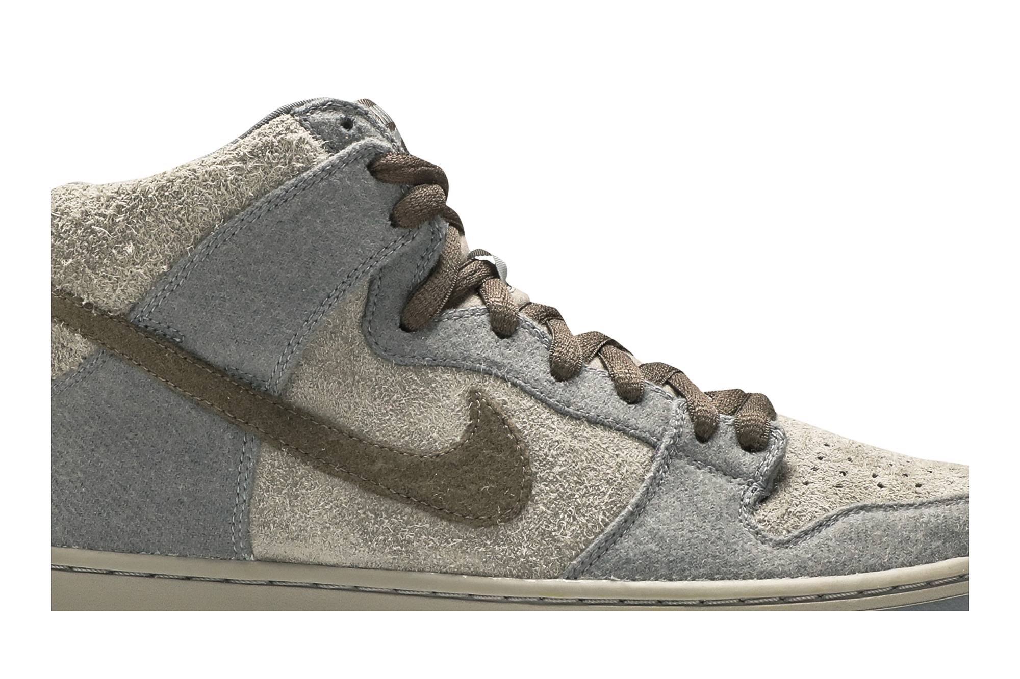 Dunk High Premium SB 'Tauntaun' - 2