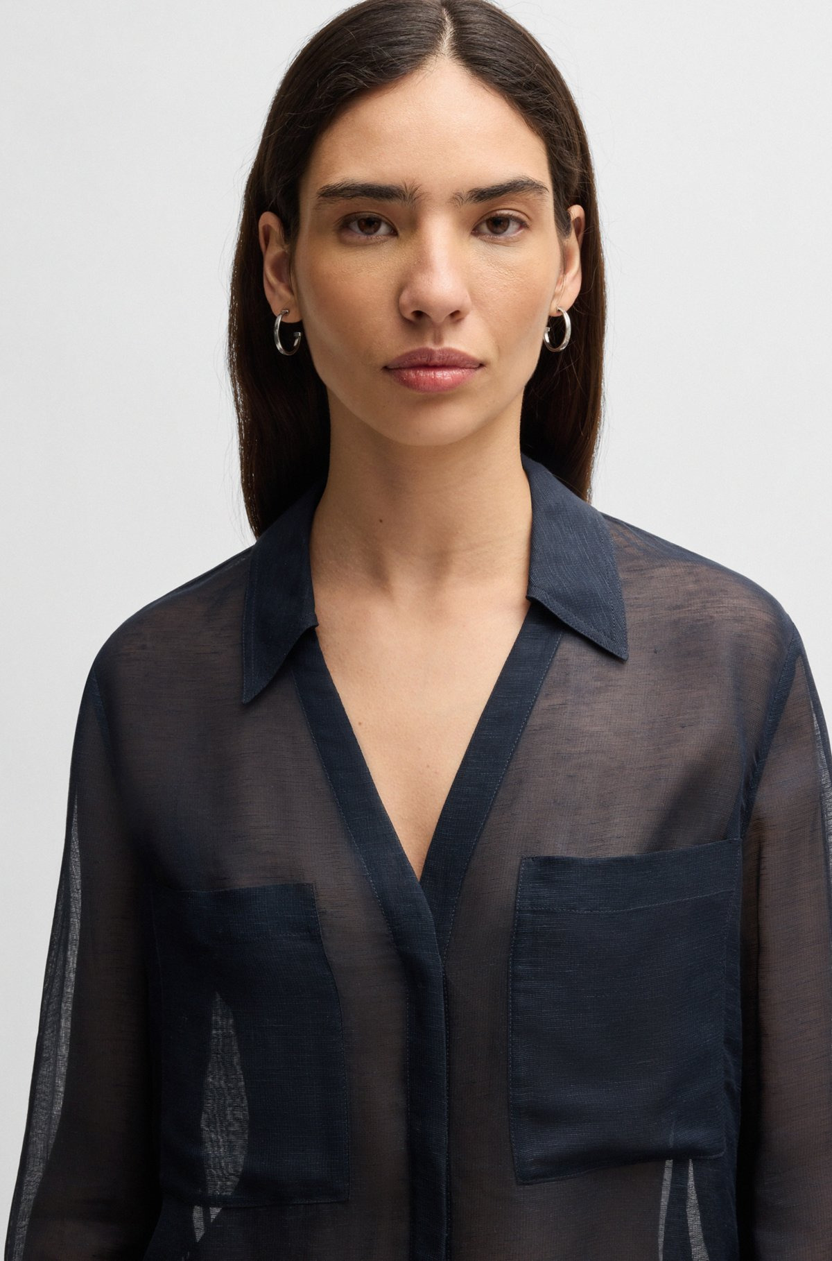 V-NECK BLOUSE IN RAMIE WITH COLLAR DETAIL - 4